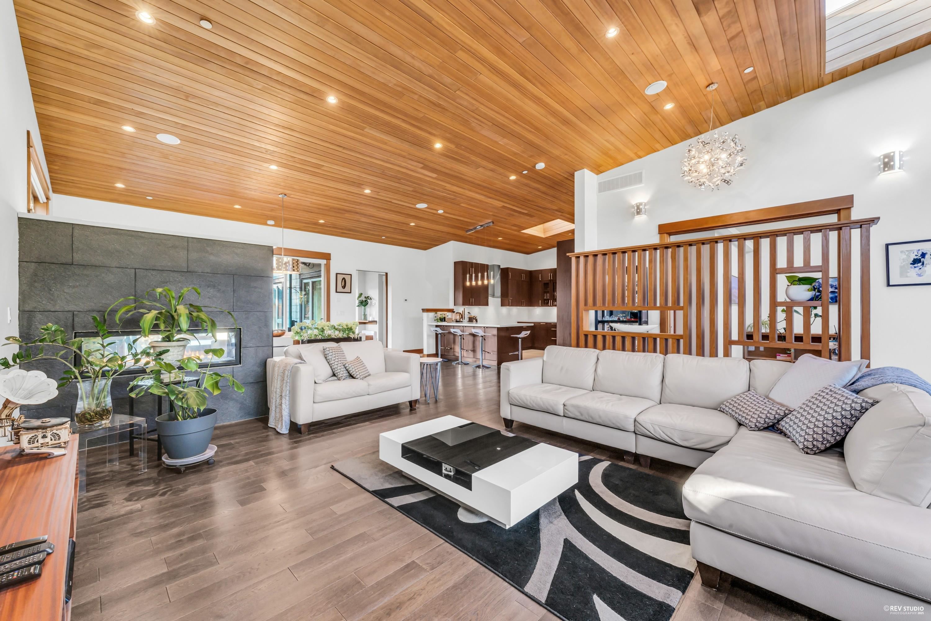 Listing image of 1318 INGLEWOOD AVENUE