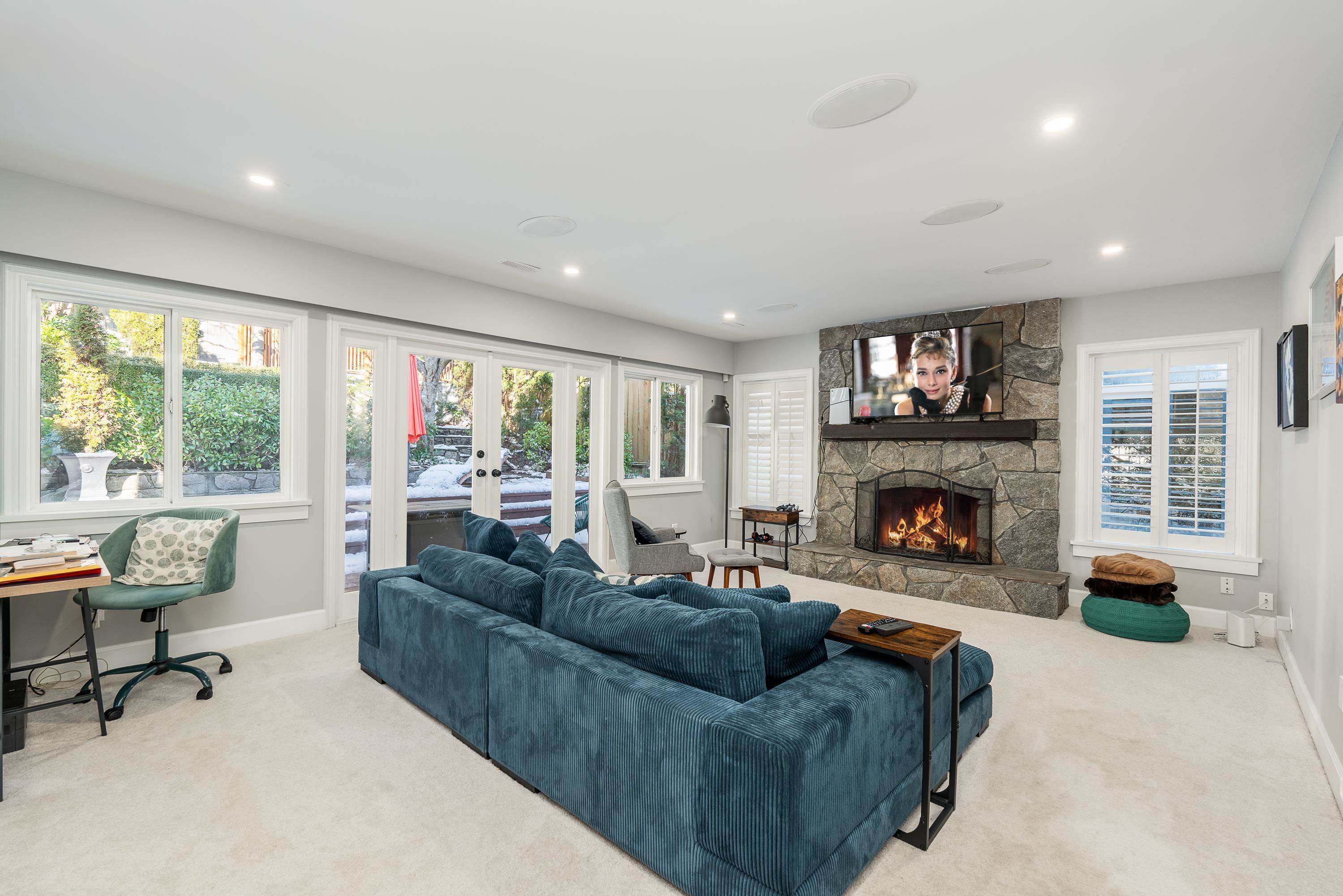Listing image of 4629 CAULFEILD DRIVE