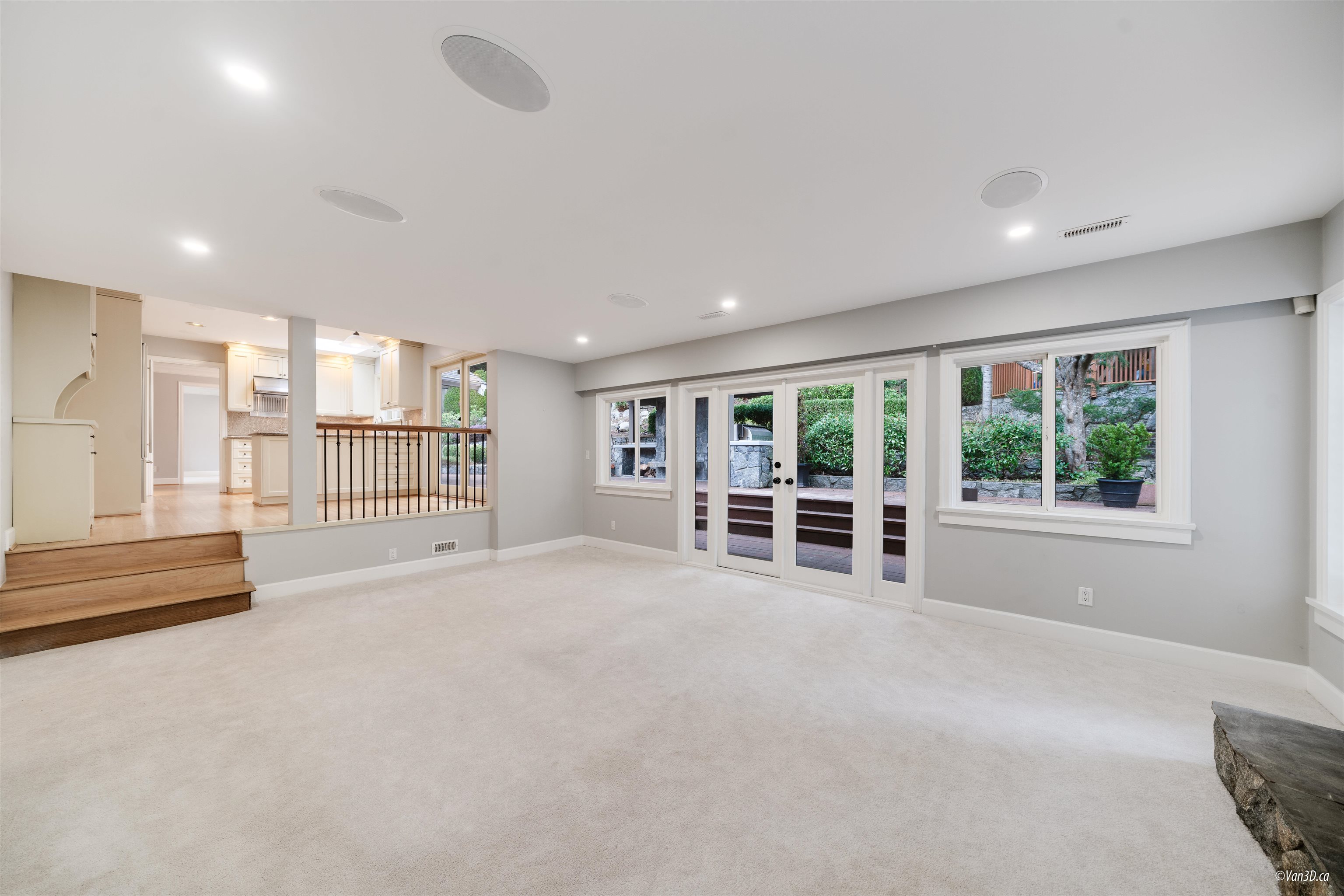 Listing image of 4629 CAULFEILD DRIVE