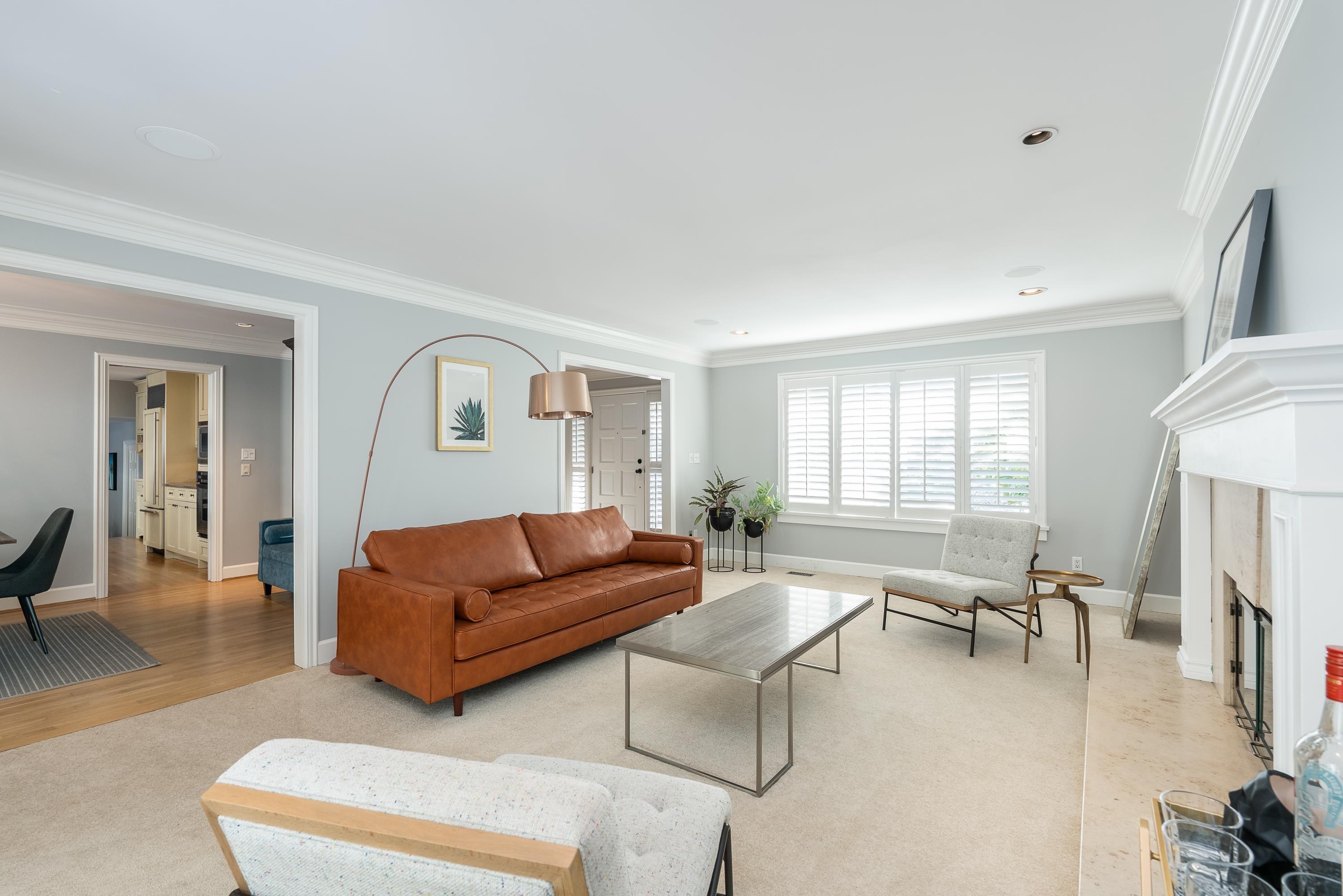 Listing image of 4629 CAULFEILD DRIVE
