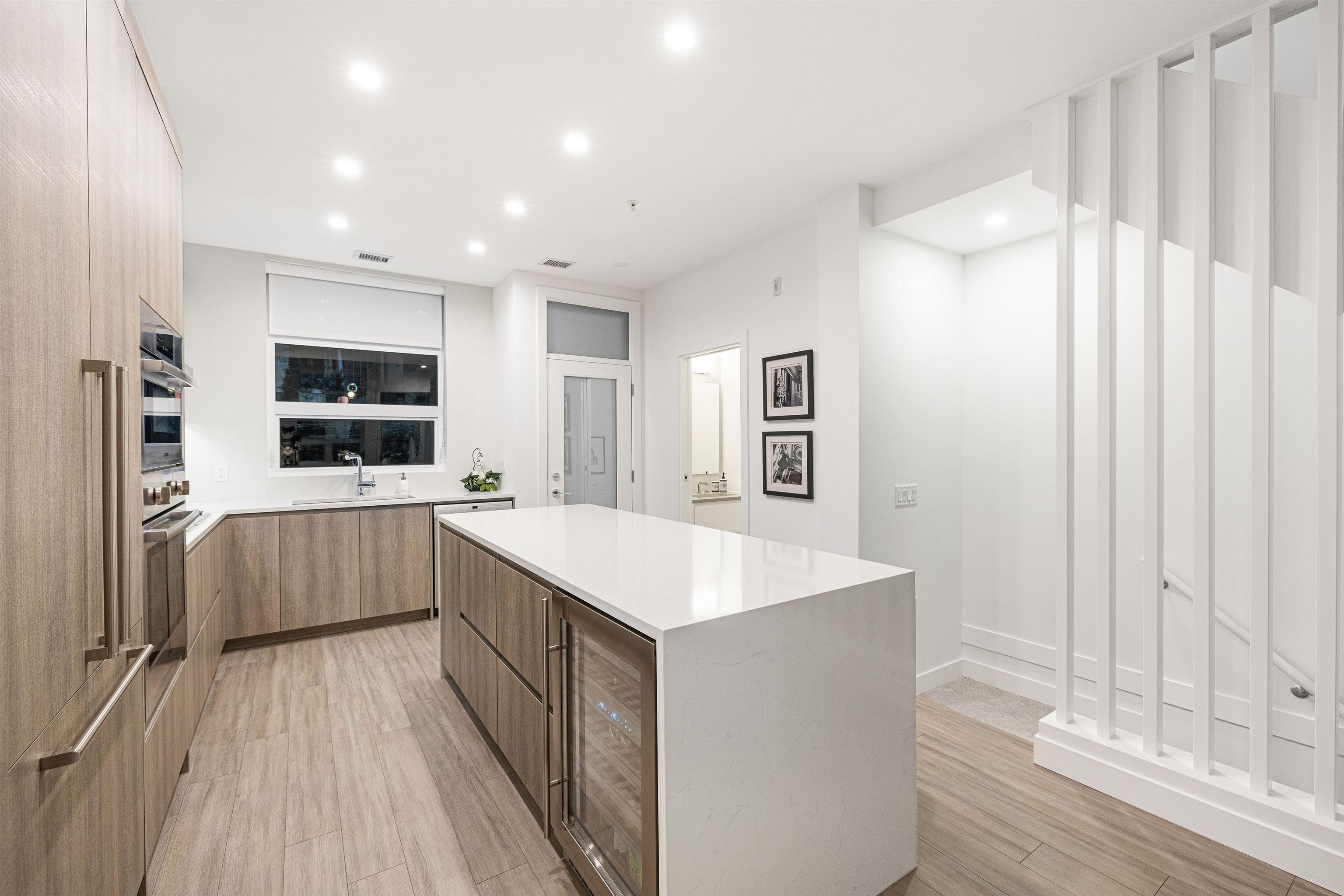 Listing image of 148 2060 CURLING ROAD