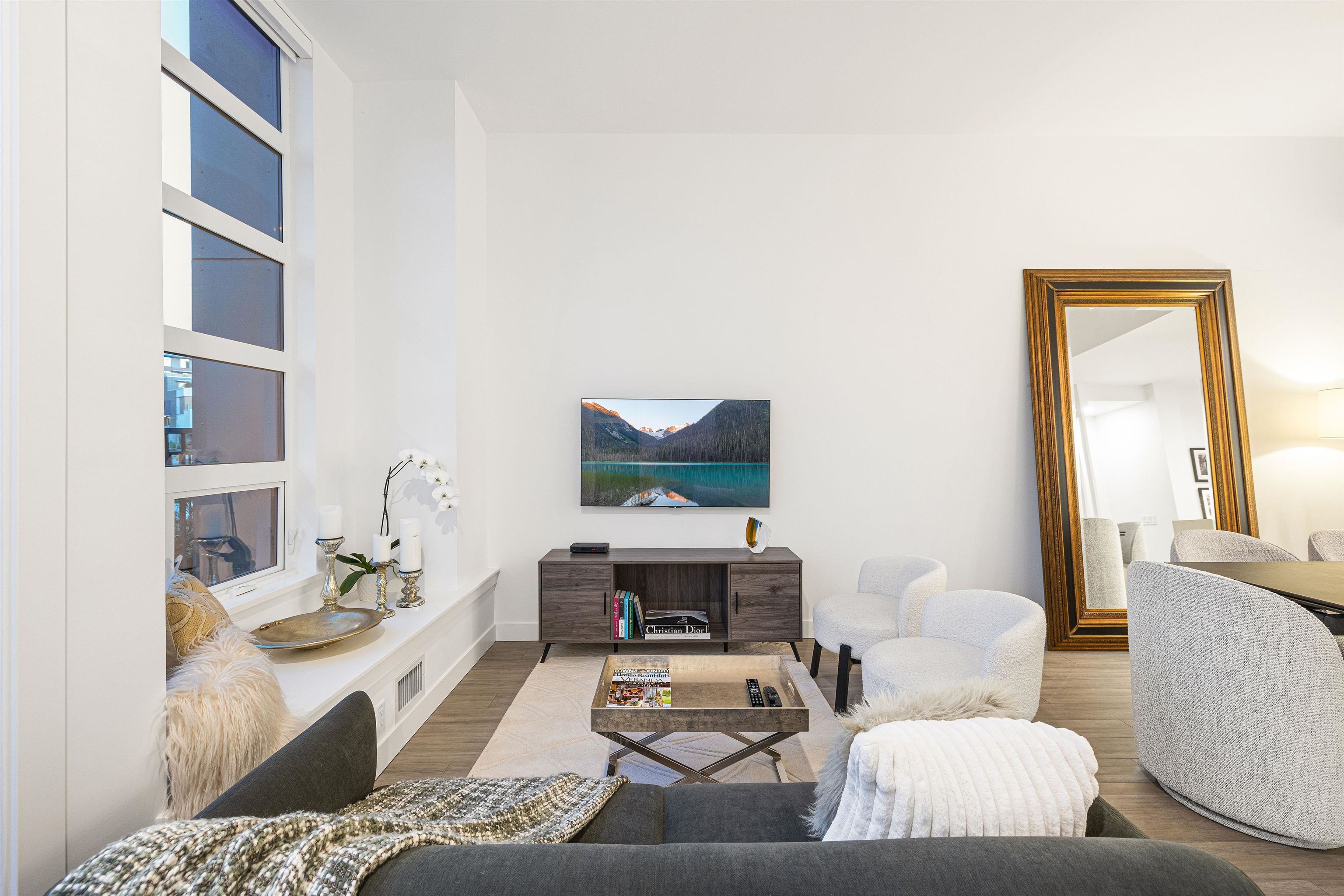 Listing image of 148 2060 CURLING ROAD