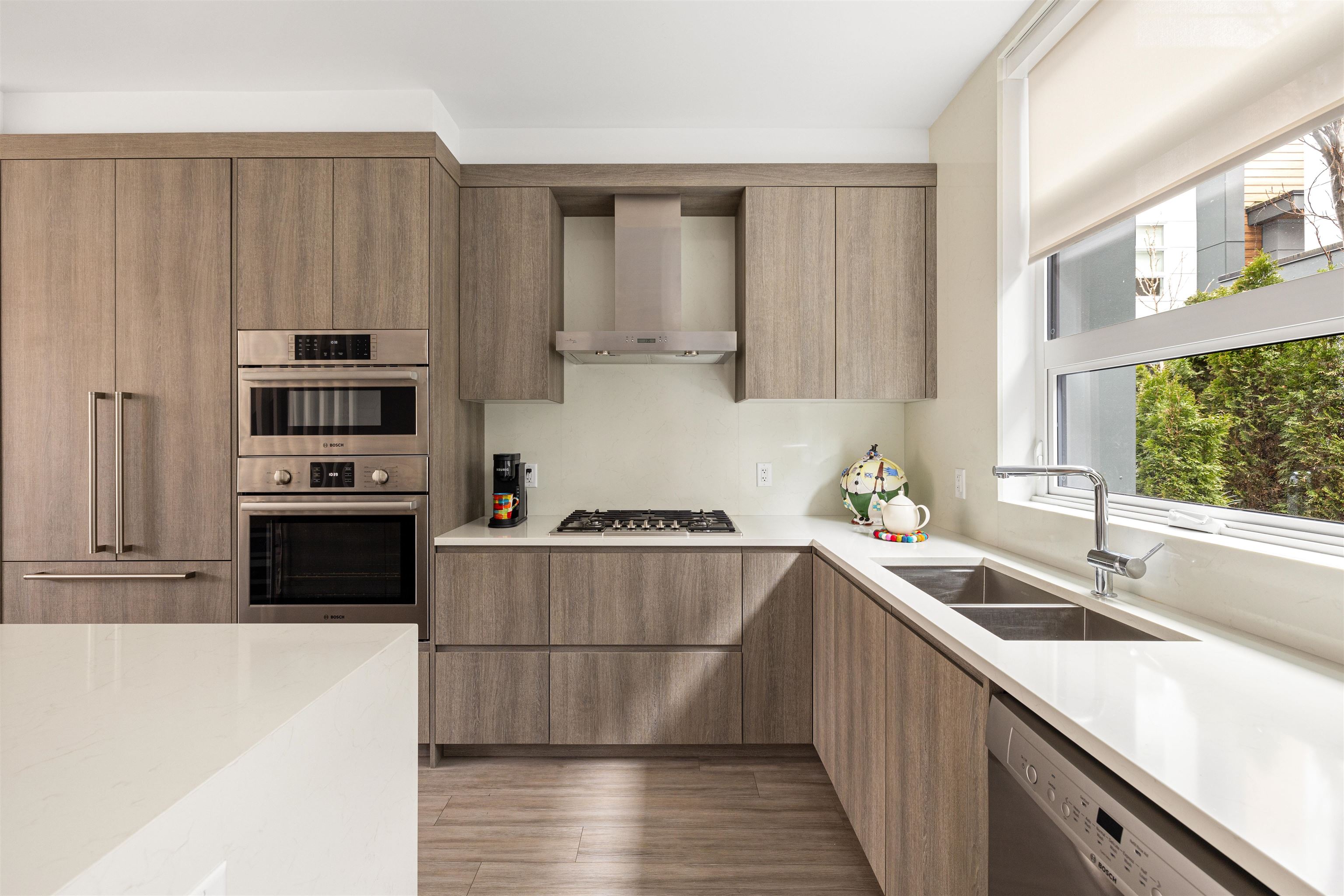 Listing image of 148 2060 CURLING ROAD