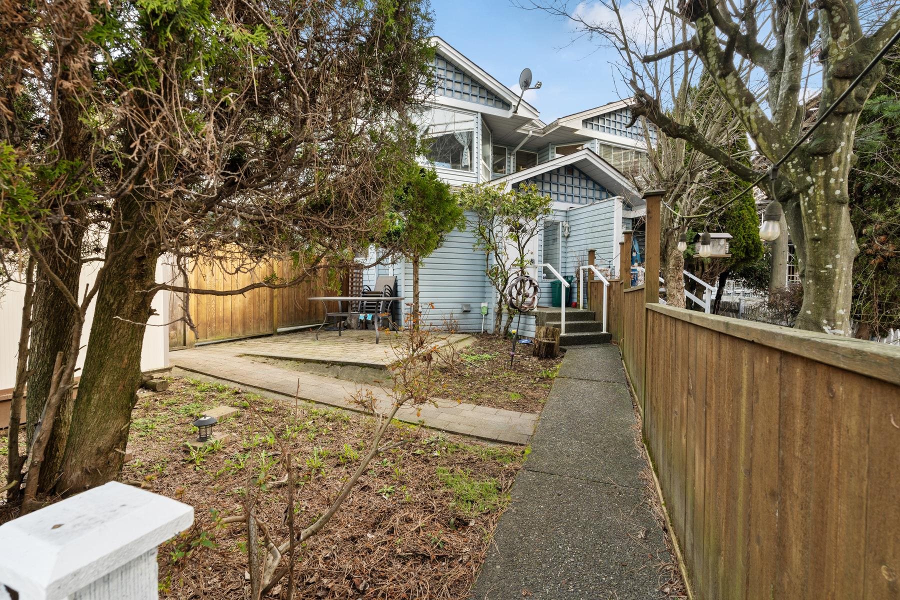 Listing image of 332 ST. PATRICK'S AVENUE
