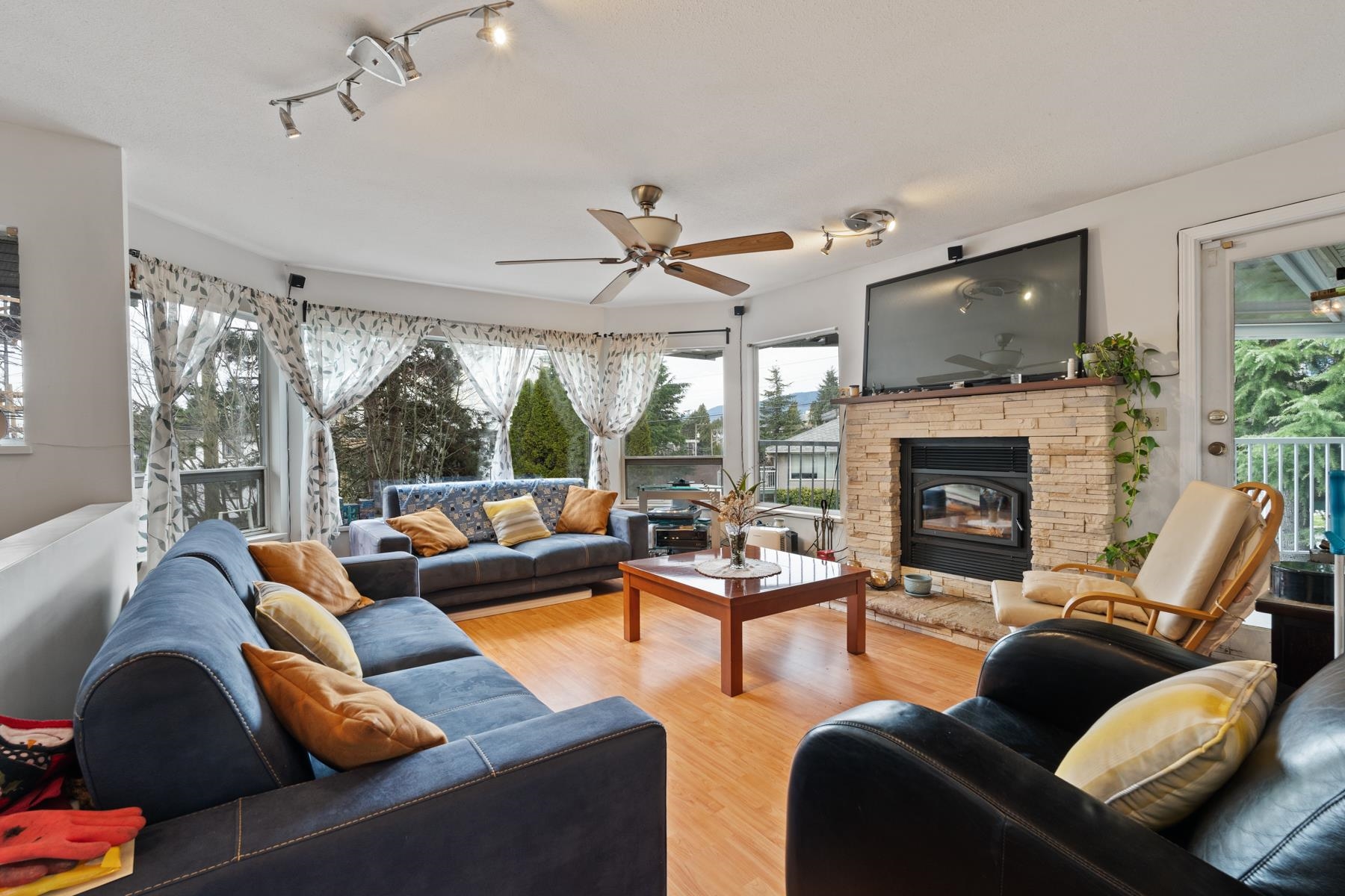Listing image of 332 ST. PATRICK'S AVENUE