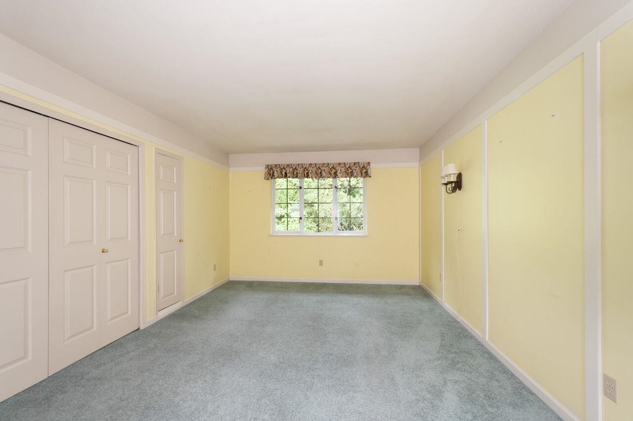 Listing image of 4197 VIRGINIA CRESCENT