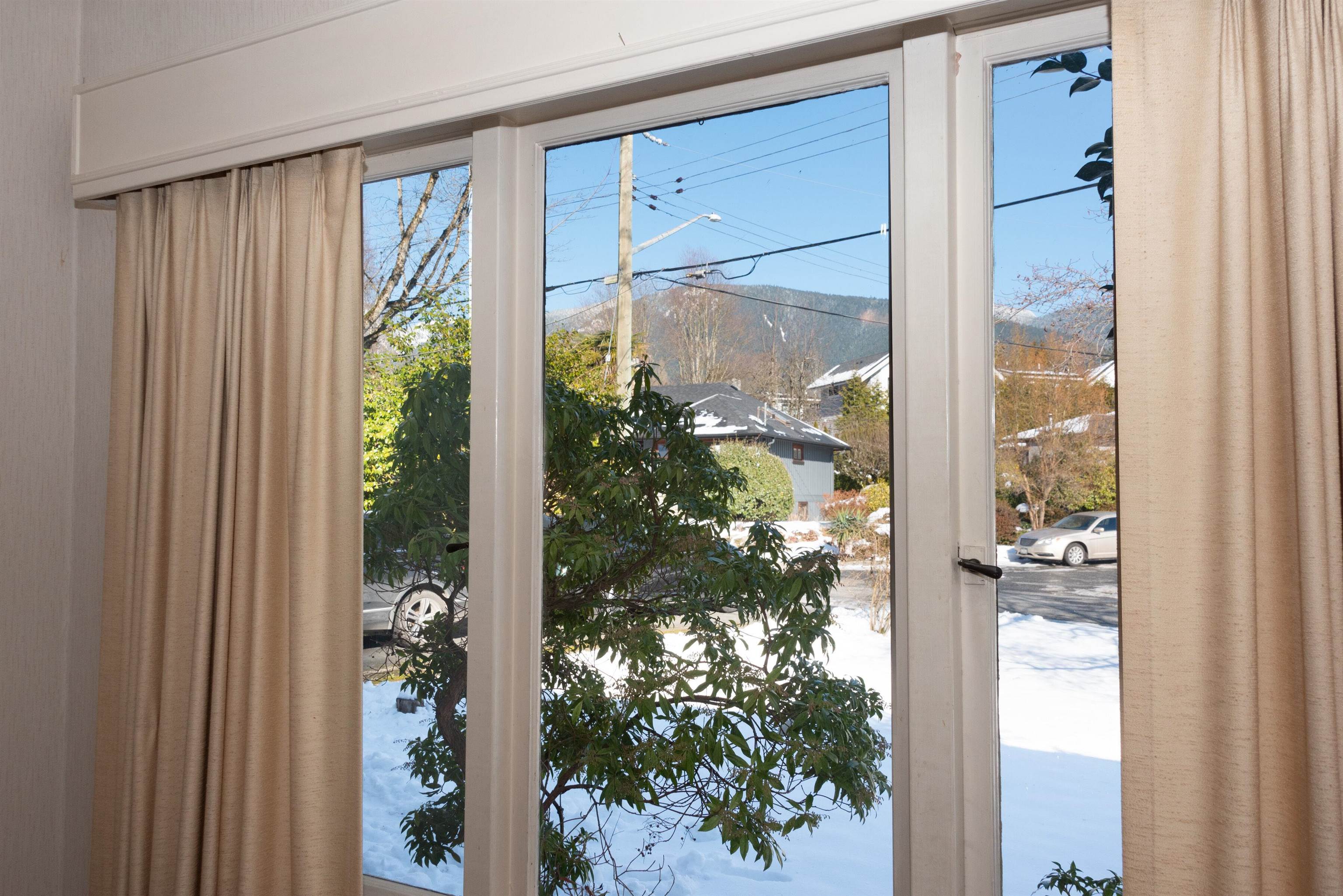 Listing image of 3213 BROOKRIDGE DRIVE