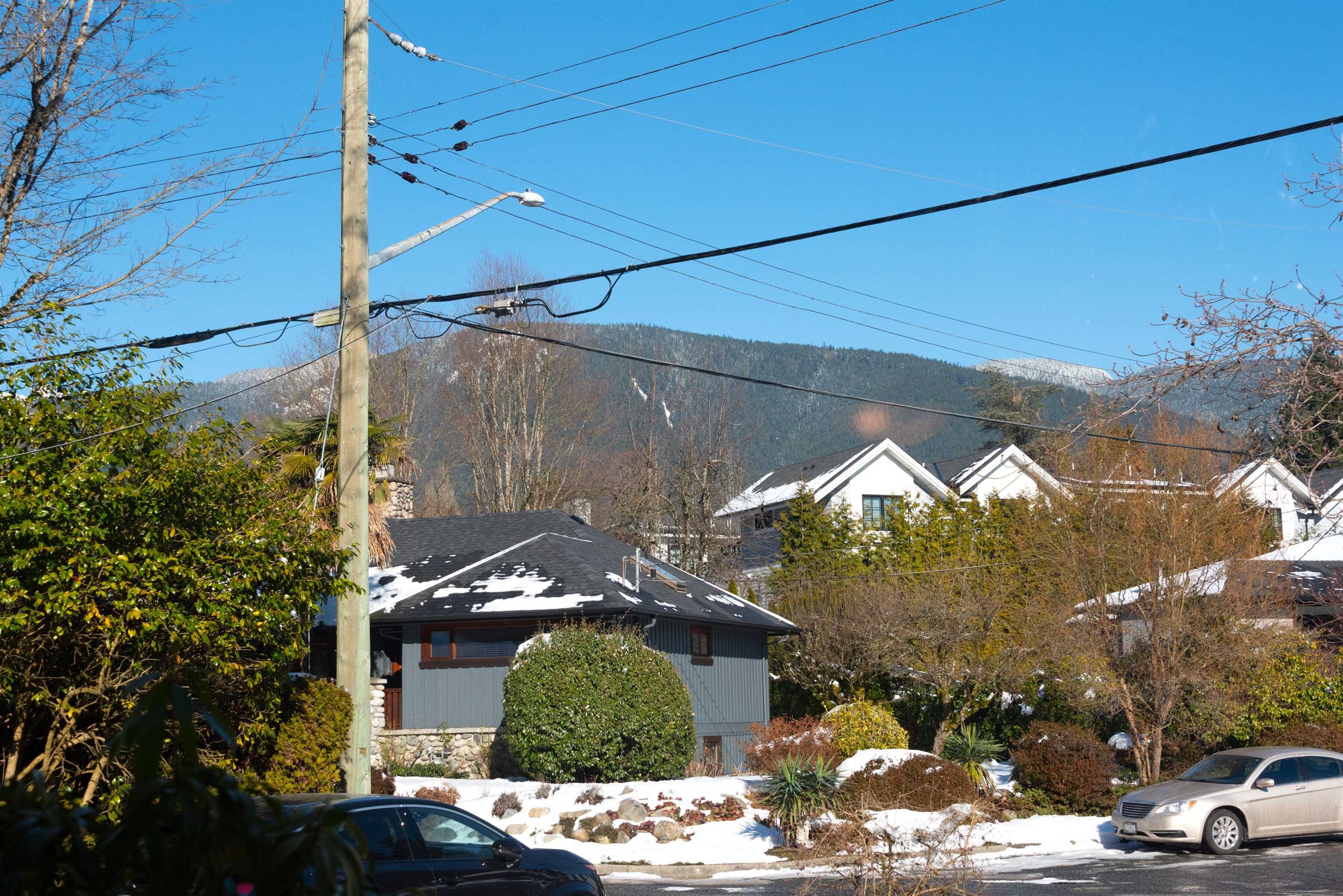 Listing image of 3213 BROOKRIDGE DRIVE