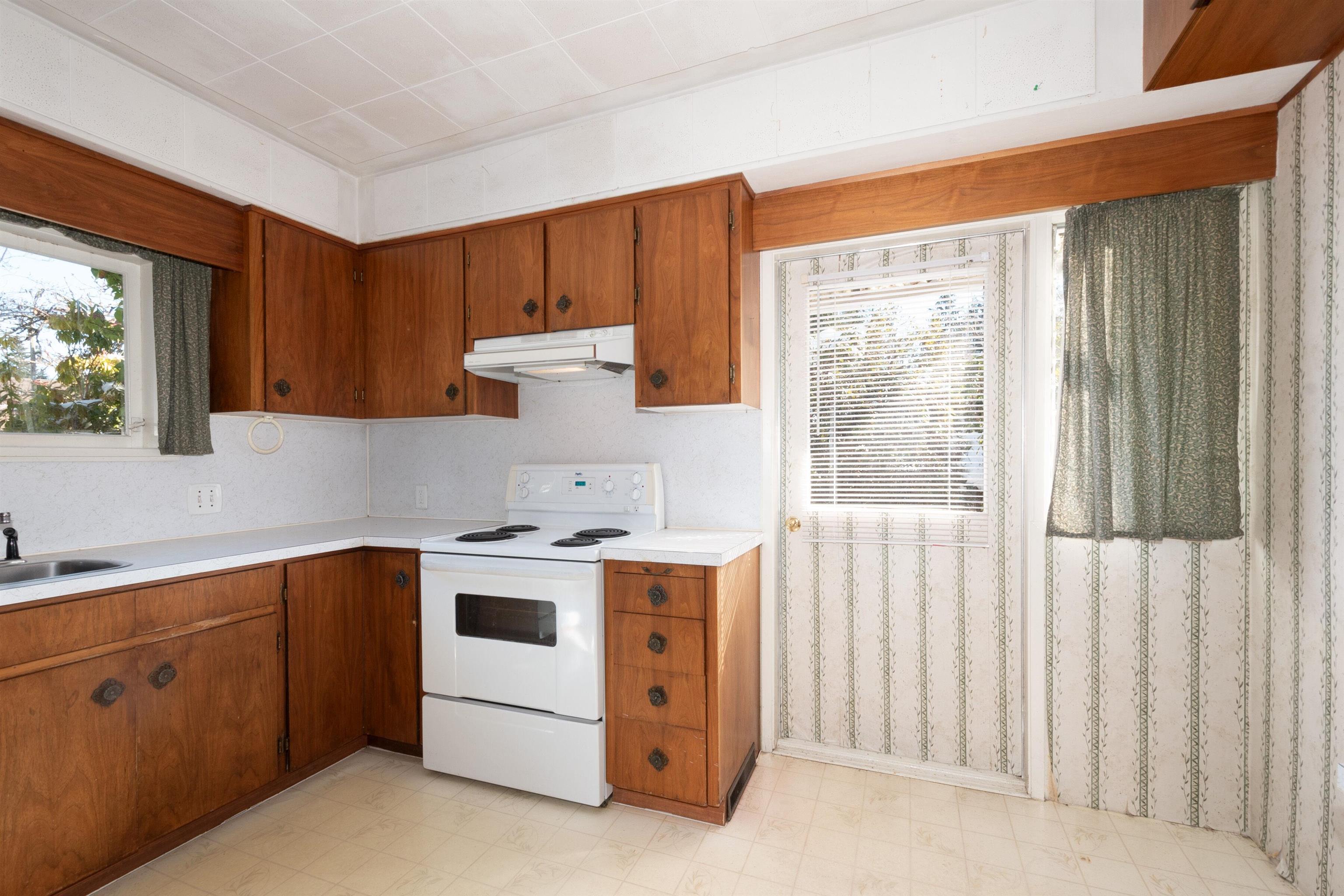 Listing image of 3213 BROOKRIDGE DRIVE