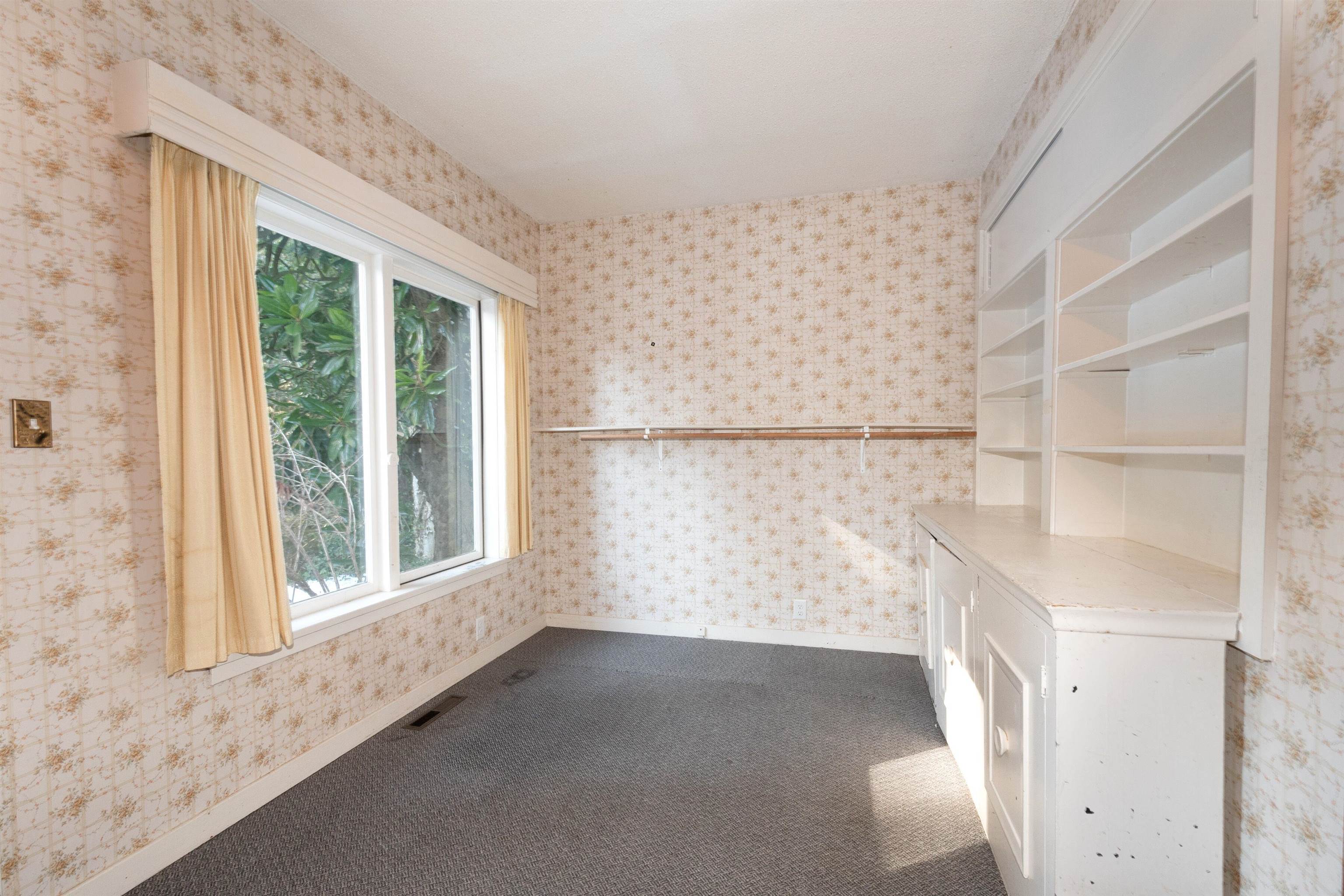 Listing image of 3213 BROOKRIDGE DRIVE