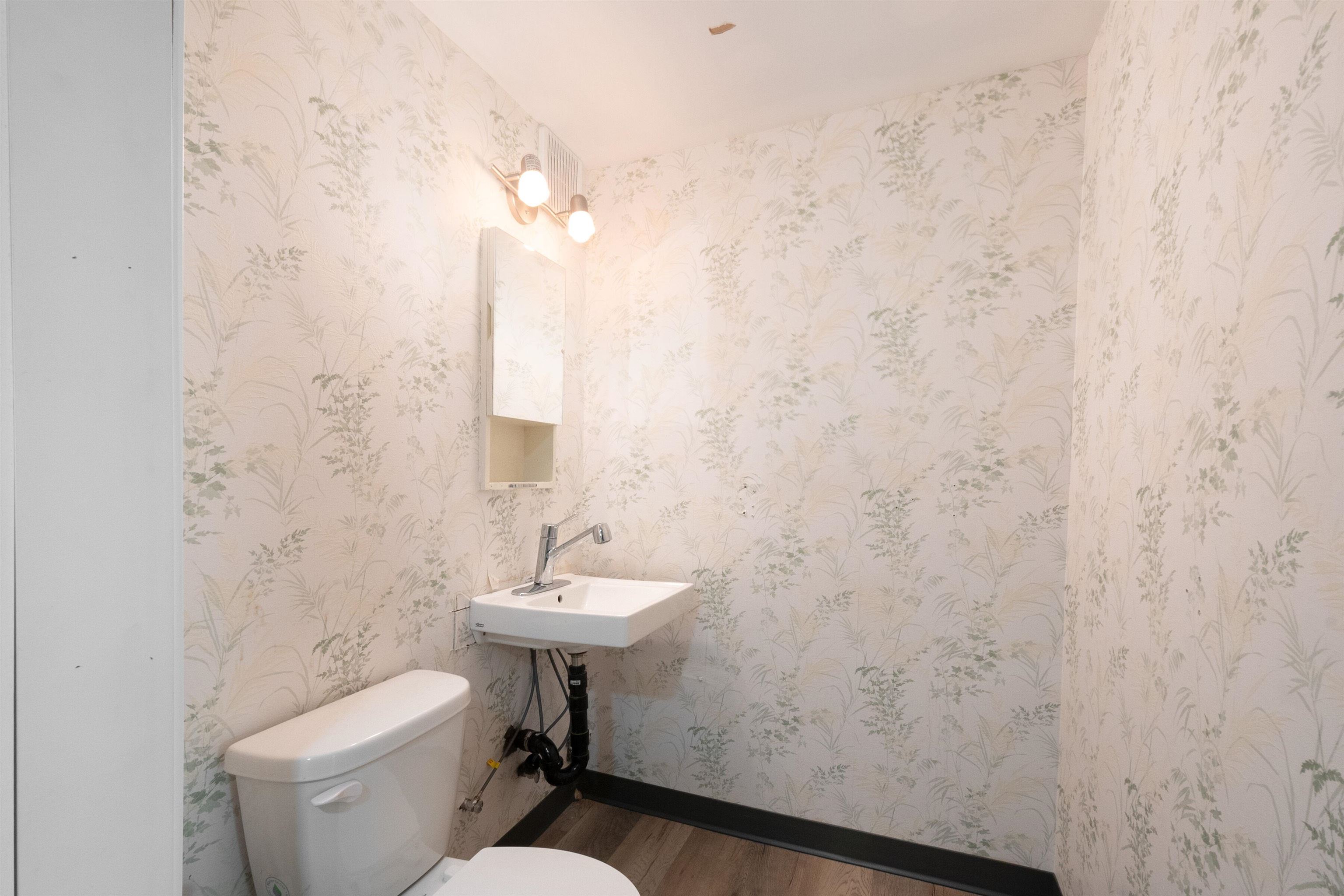 Listing image of 3213 BROOKRIDGE DRIVE