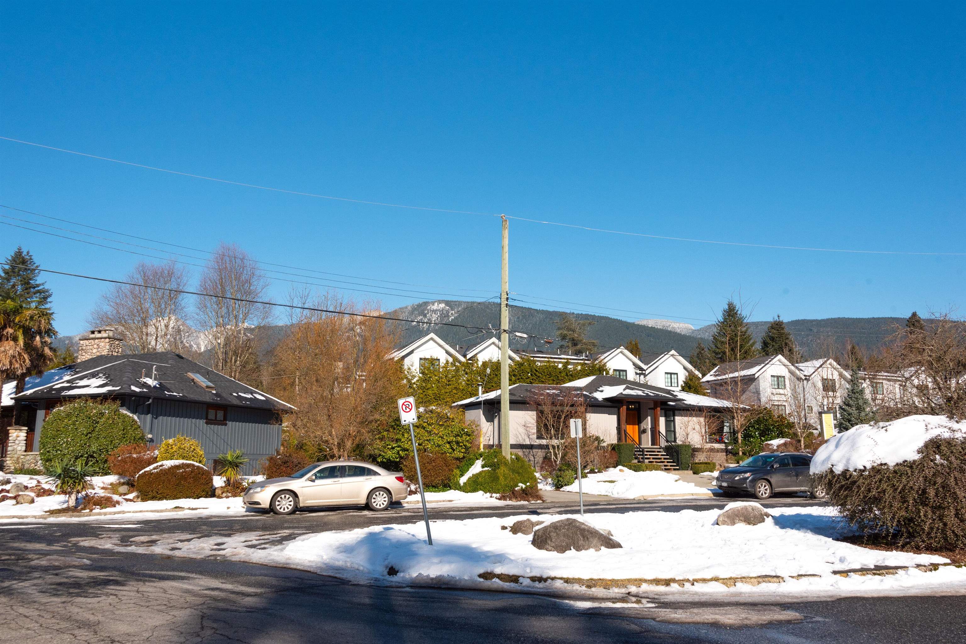 Listing image of 3213 BROOKRIDGE DRIVE