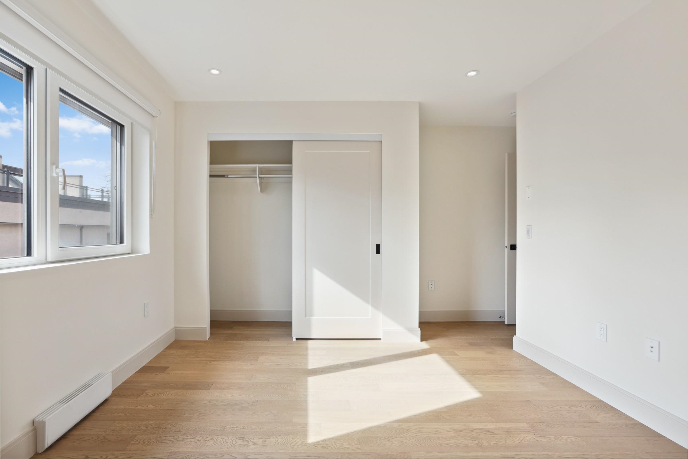 Listing image of 18 632 E 3RD STREET