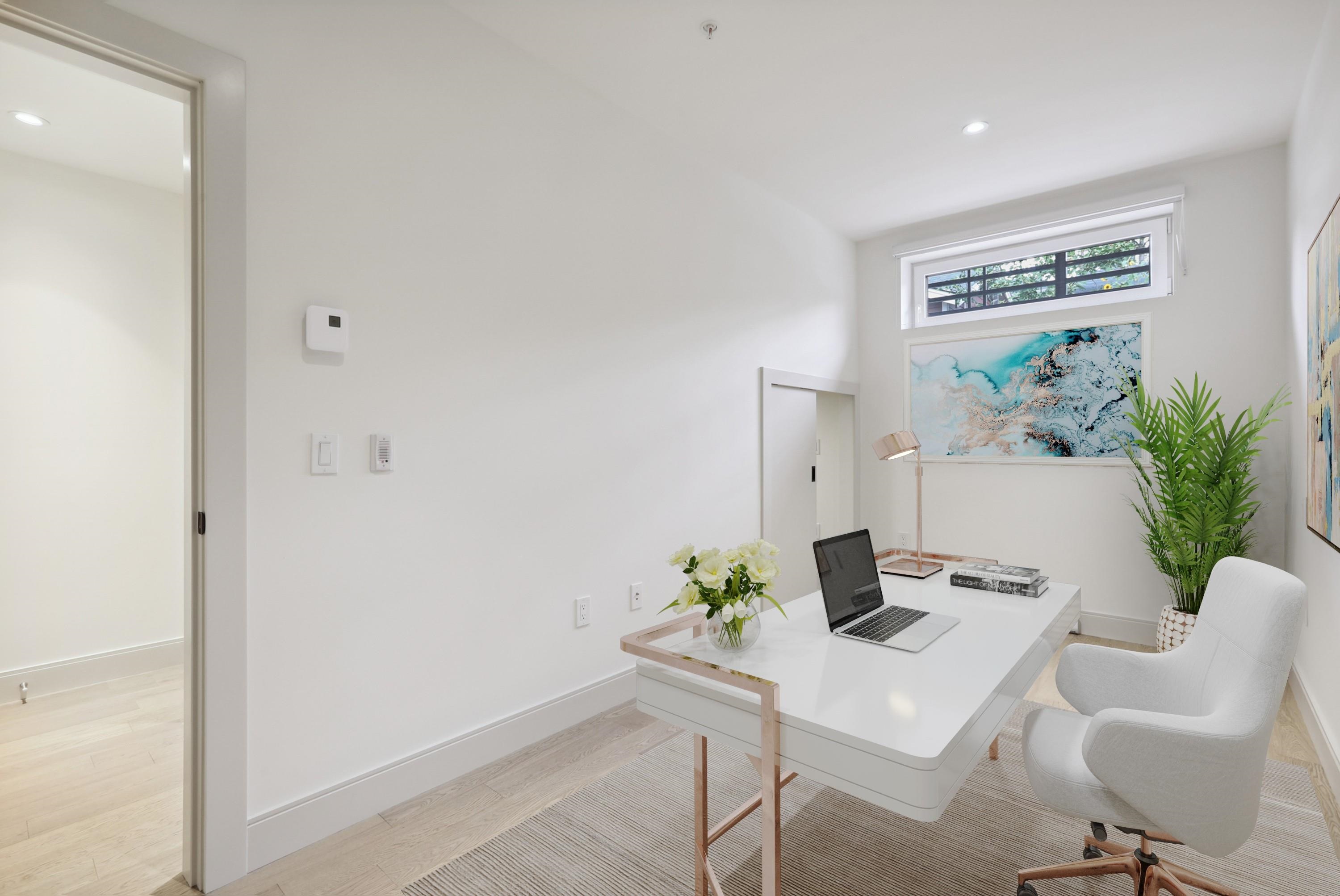 Listing image of 18 632 E 3RD STREET