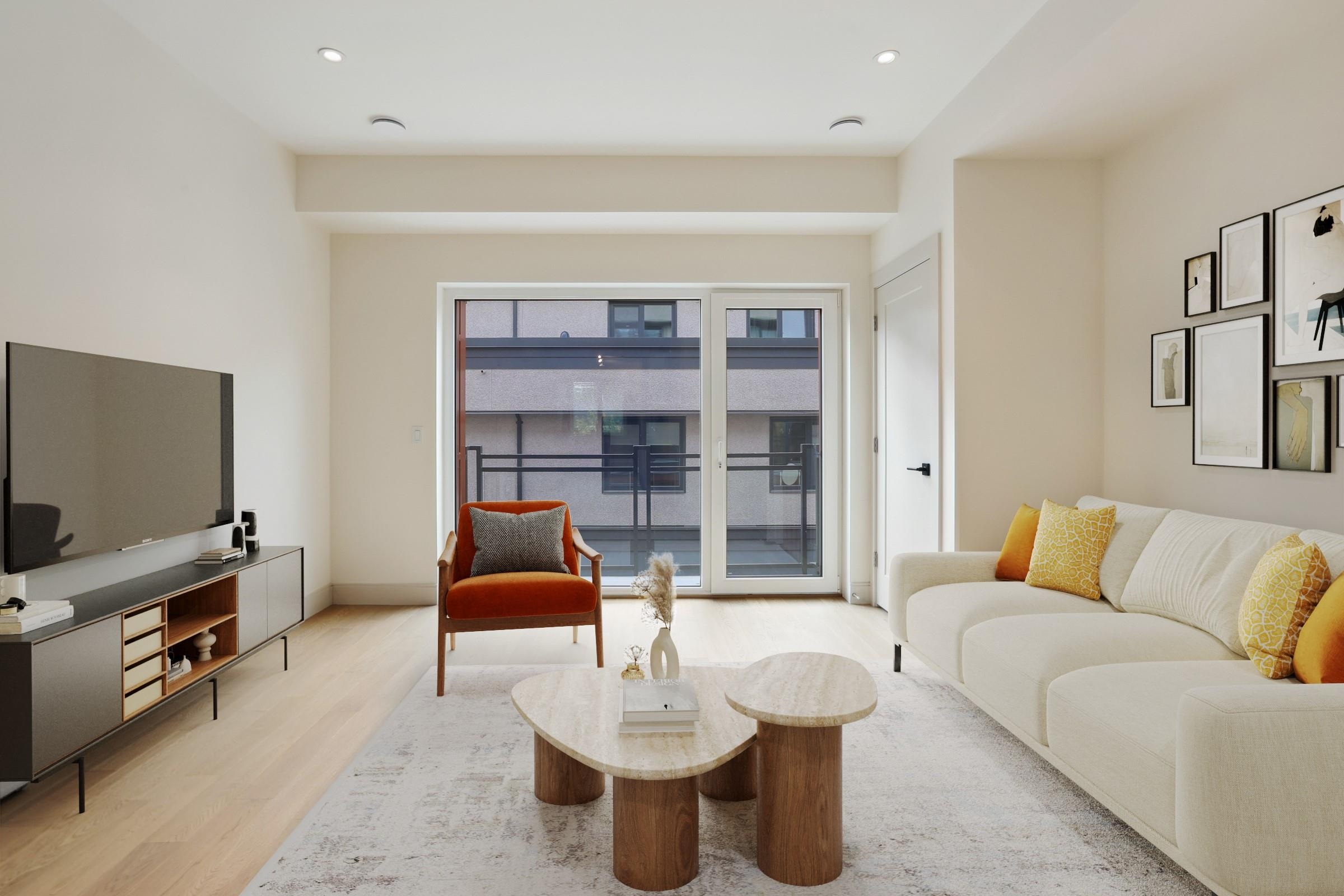 Listing image of 18 632 E 3RD STREET