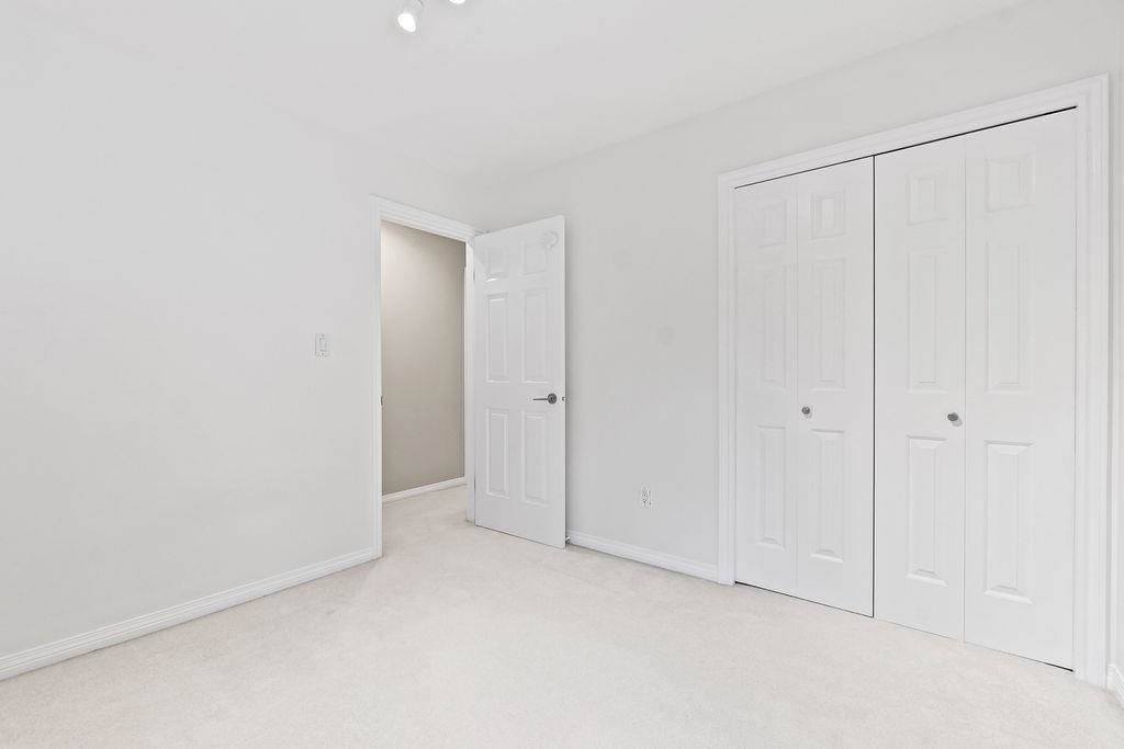 Listing image of 3998 PHYLLIS ROAD