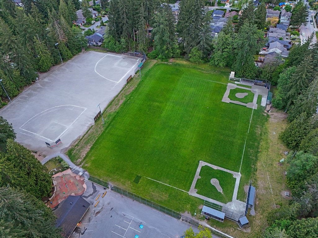Listing image of 3998 PHYLLIS ROAD