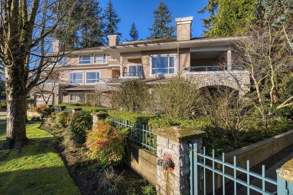 Listing image of 306 3151 CONNAUGHT CRESCENT