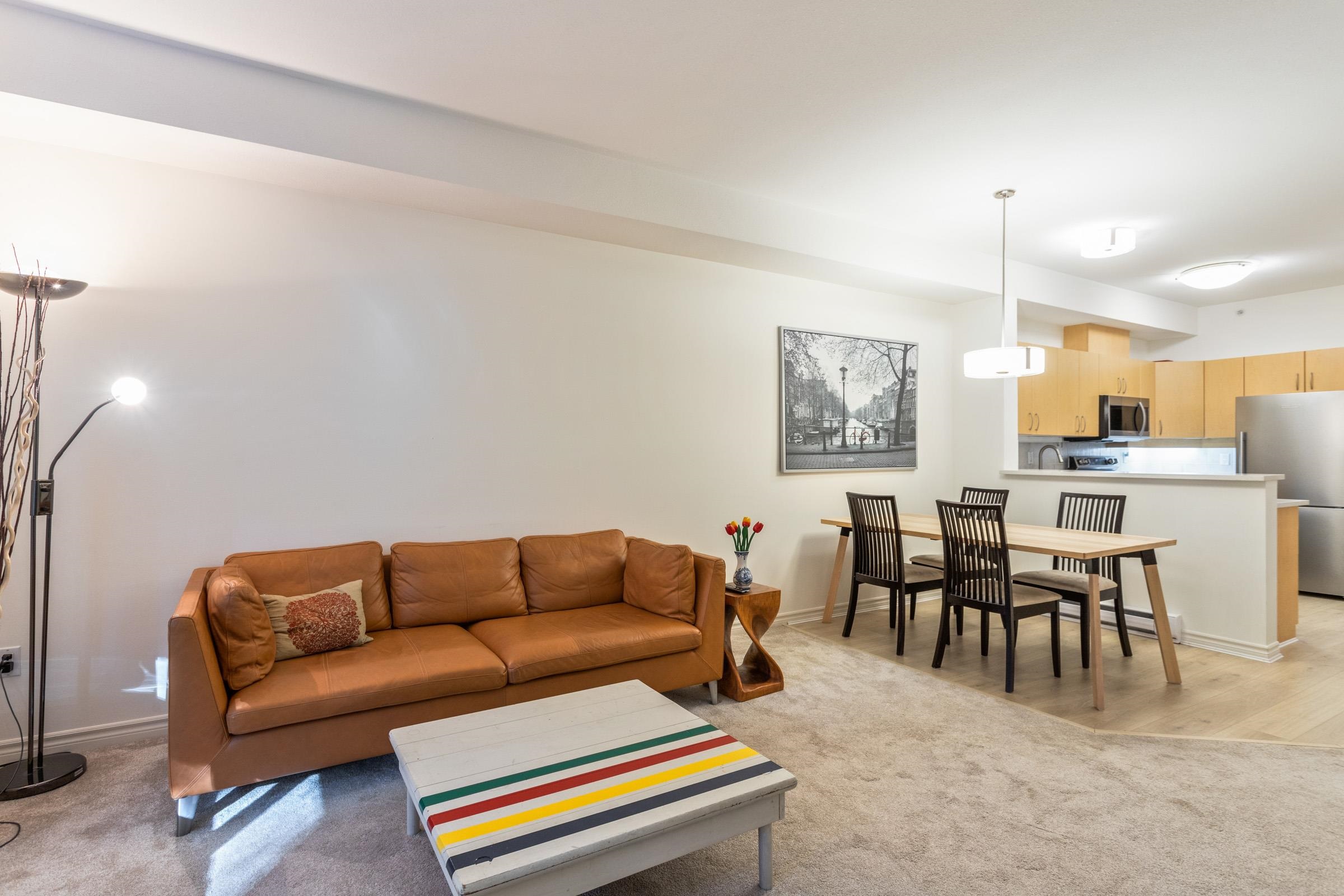 Listing image of 306 3151 CONNAUGHT CRESCENT