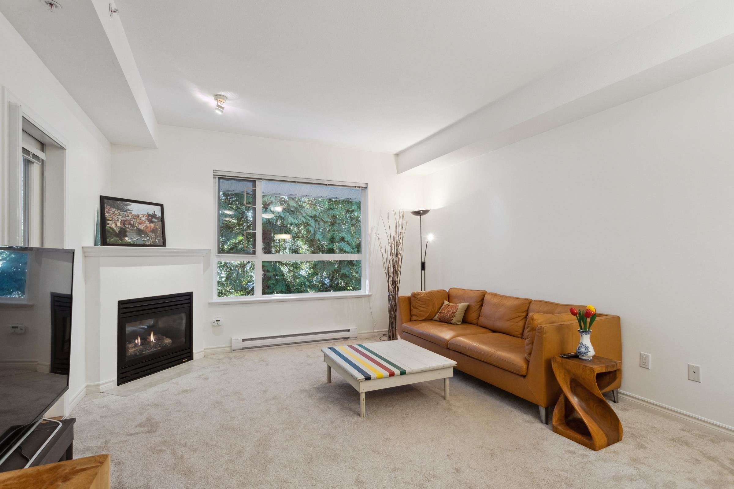 Listing image of 306 3151 CONNAUGHT CRESCENT