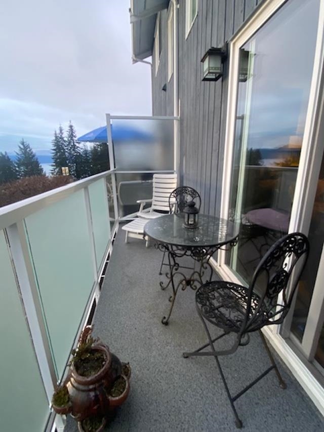 Listing image of 5 350 CENTRE ROAD