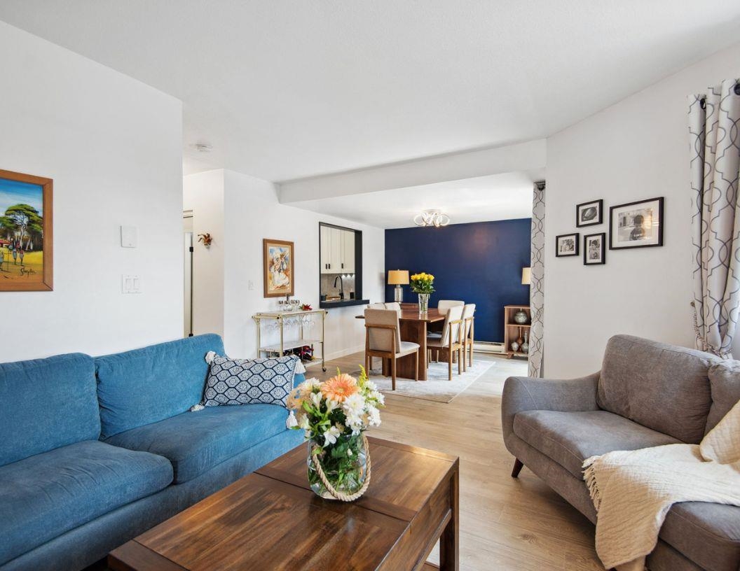 Listing image of 11 249 E 4TH STREET