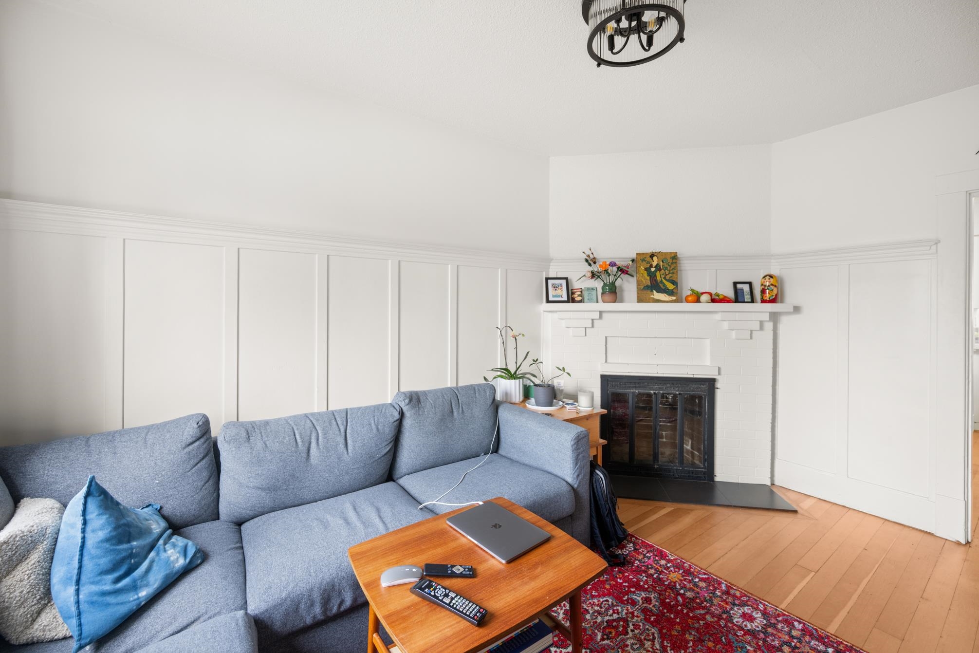 Listing image of 2128 E PENDER STREET