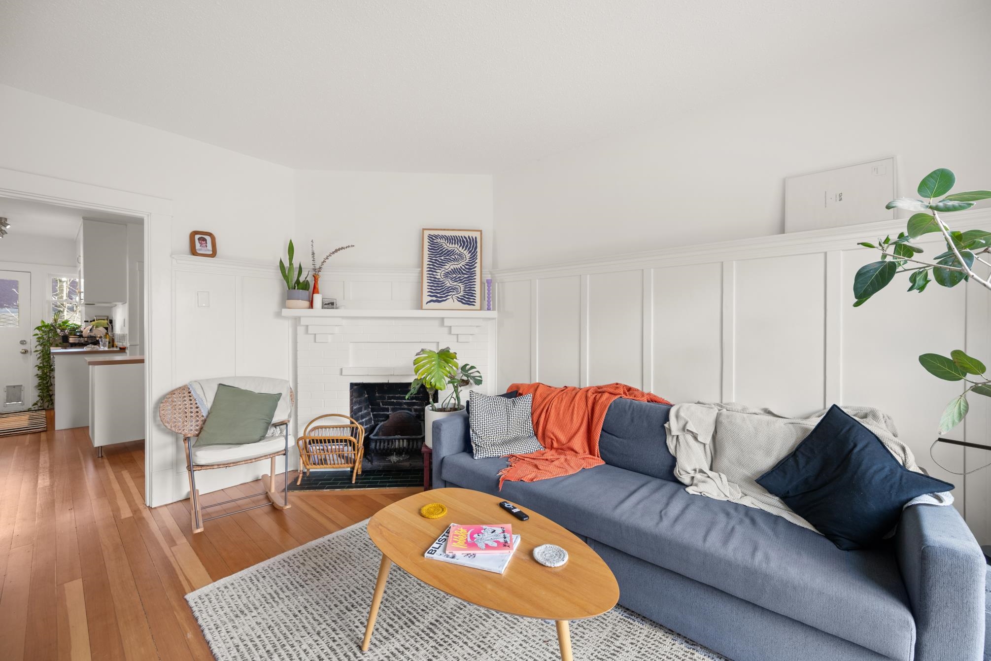 Listing image of 2128 E PENDER STREET