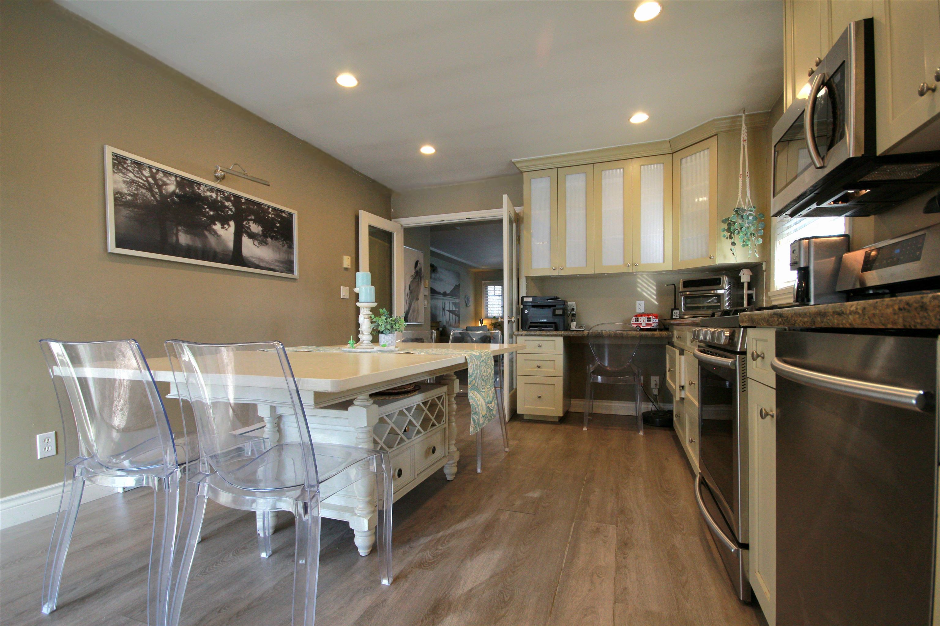 Listing image of 2341 LARSON ROAD
