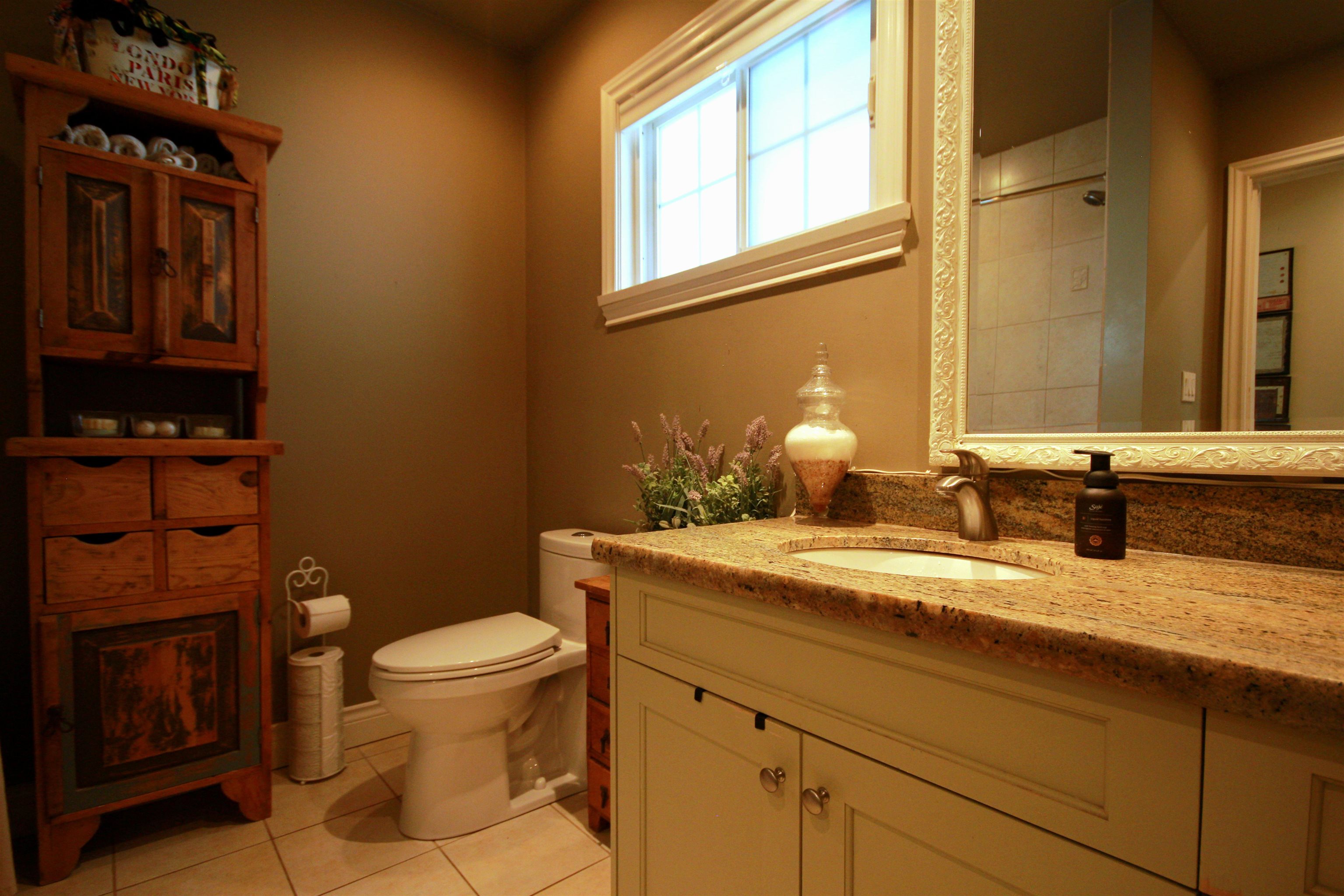 Listing image of 2341 LARSON ROAD