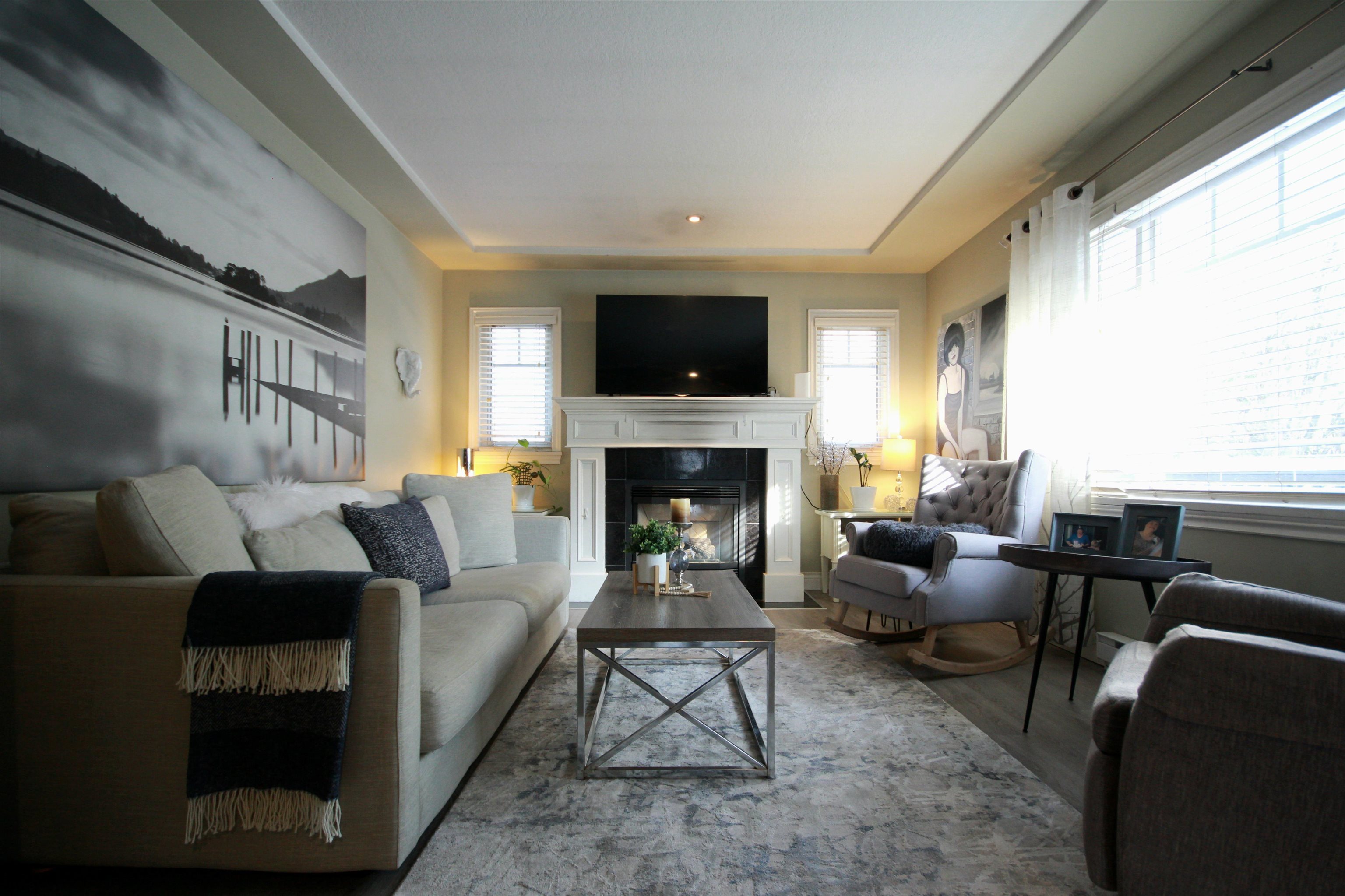 Listing image of 2341 LARSON ROAD