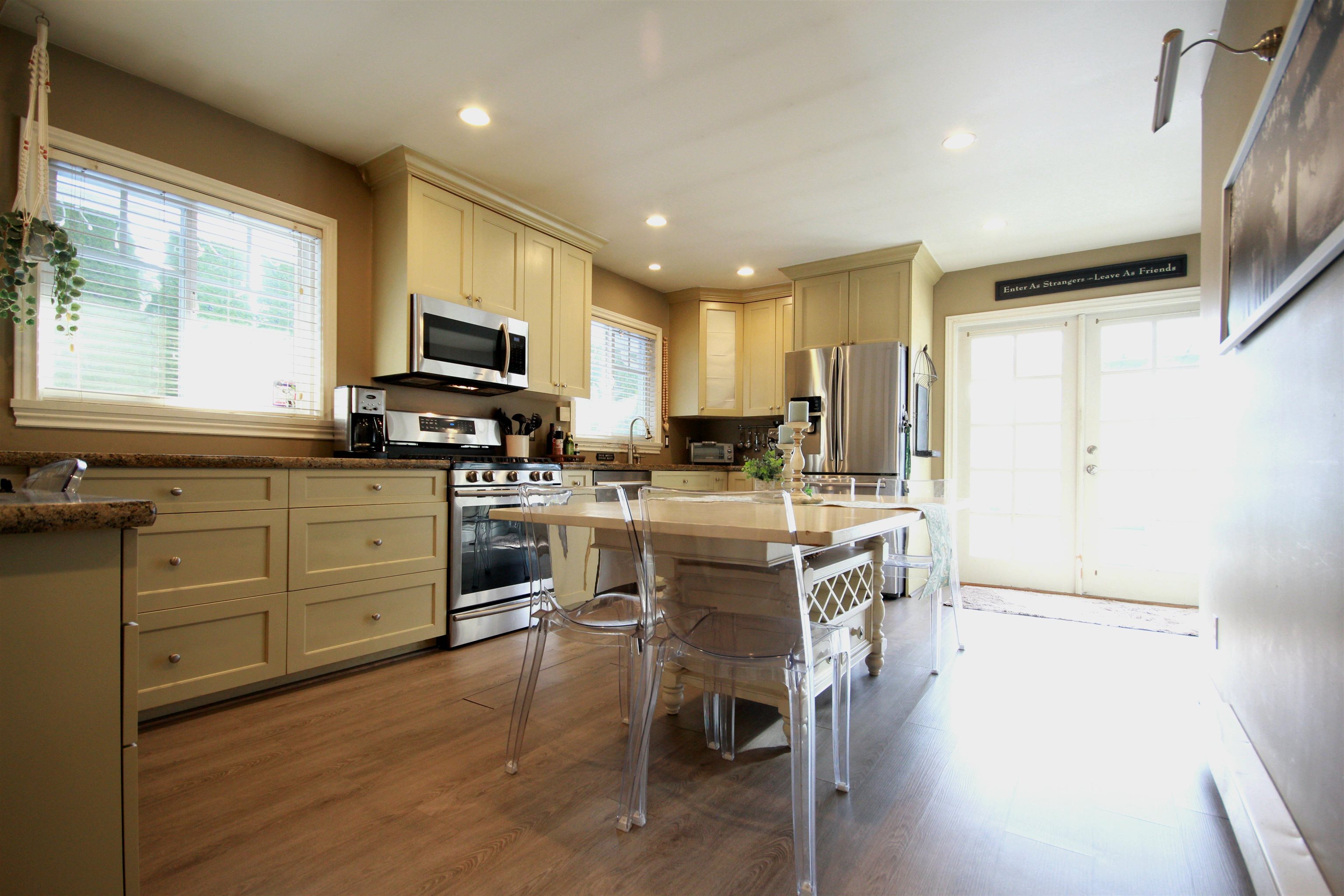Listing image of 2341 LARSON ROAD