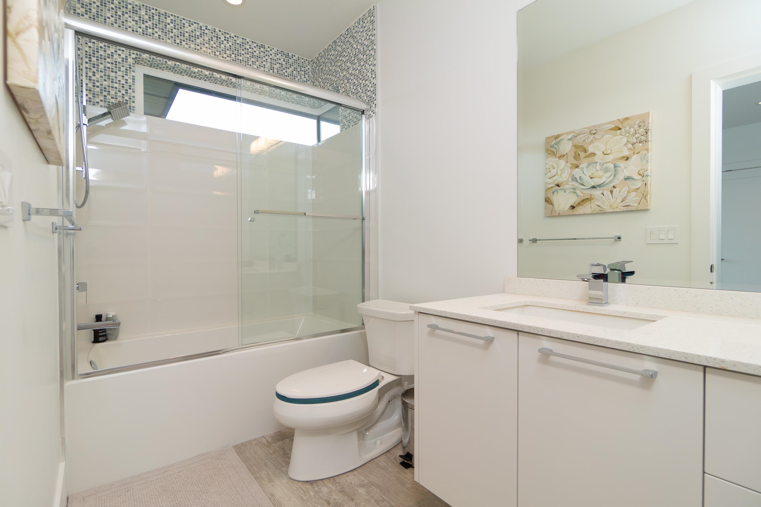 Listing image of 1465 JEFFERSON AVENUE