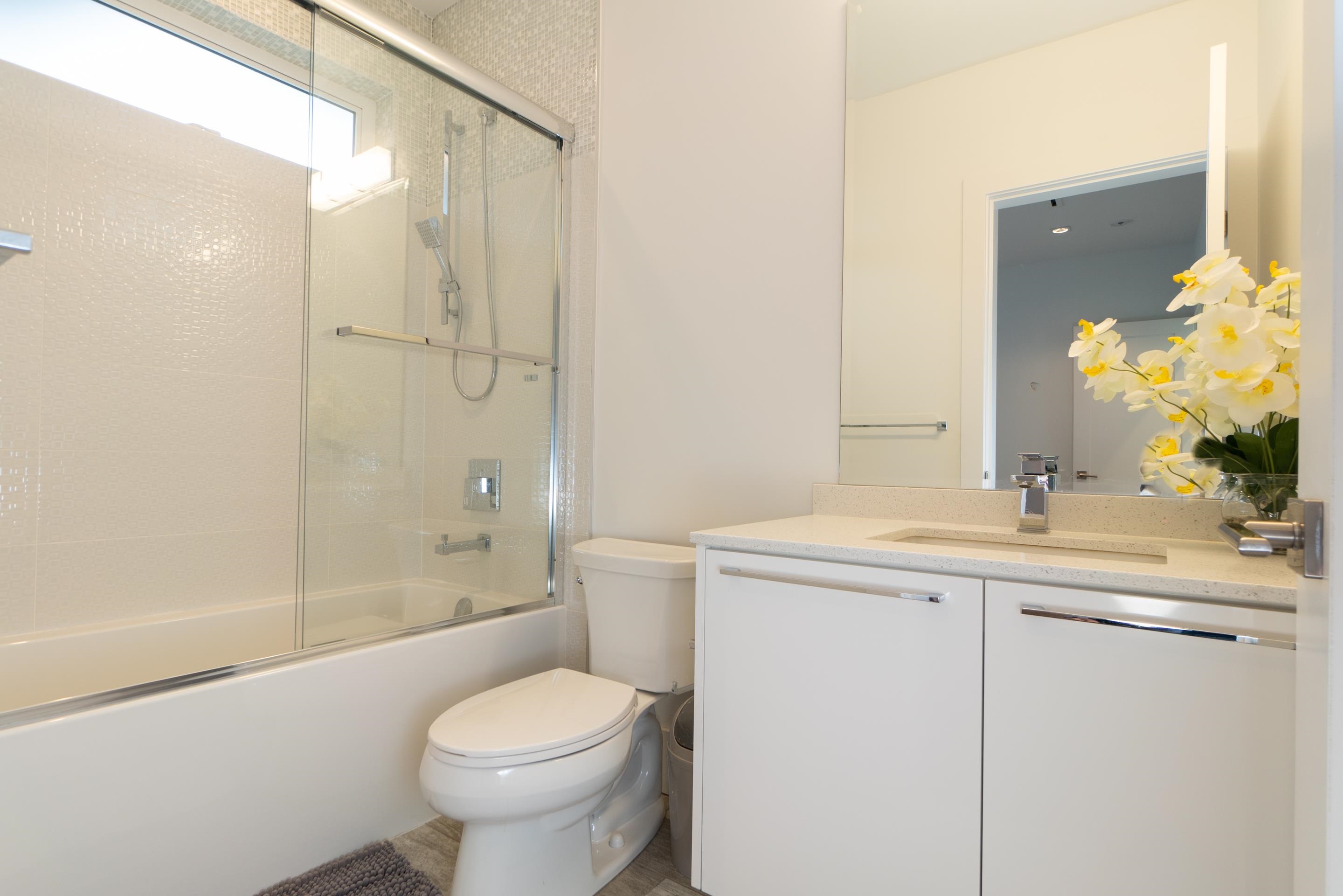 Listing image of 1465 JEFFERSON AVENUE