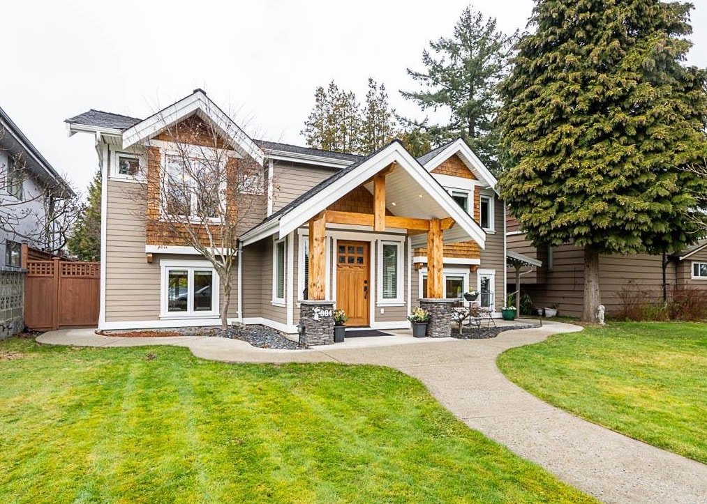 Listing image of 884 E 13TH STREET