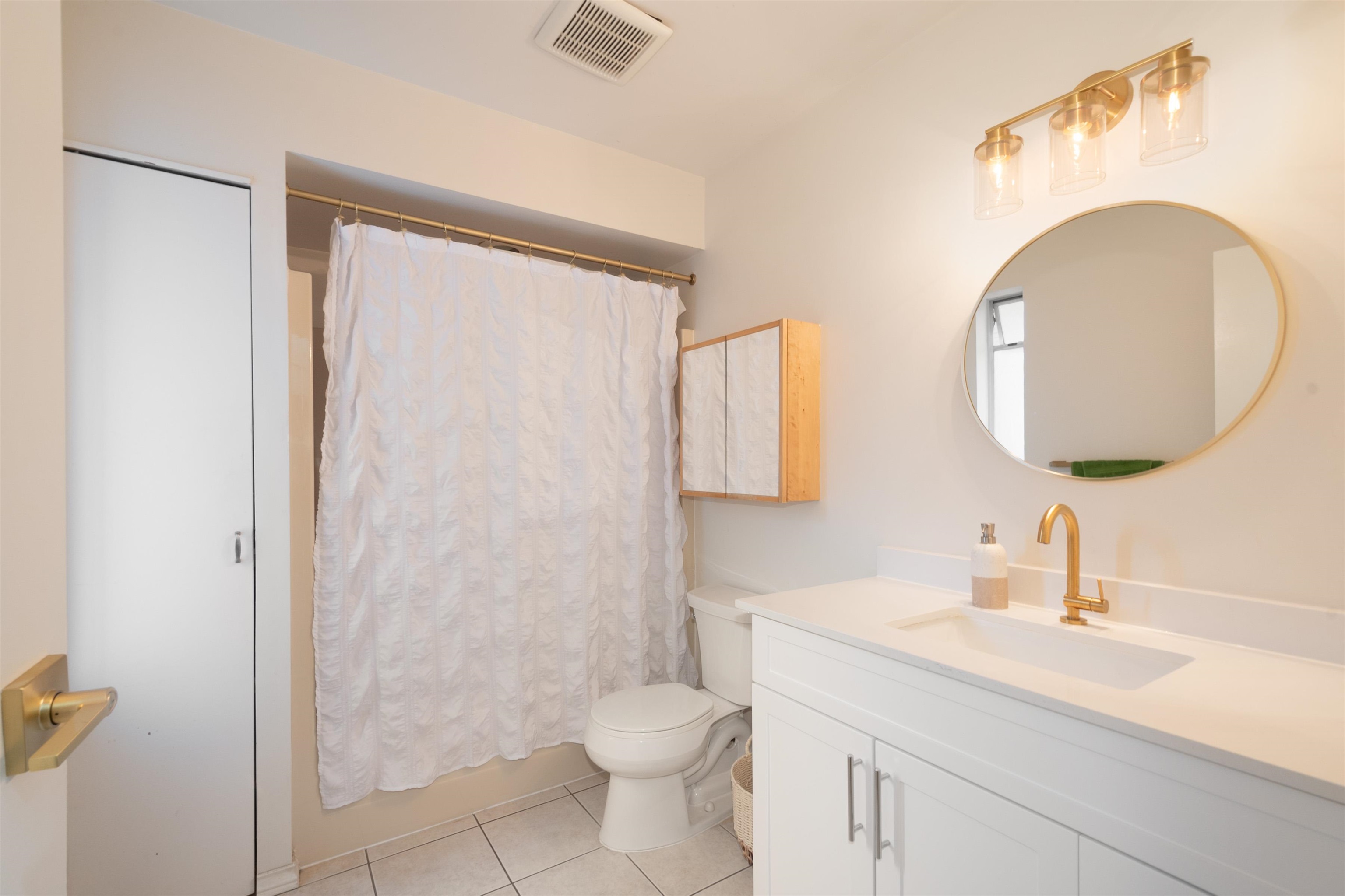 Listing image of 241-243 E 19TH STREET