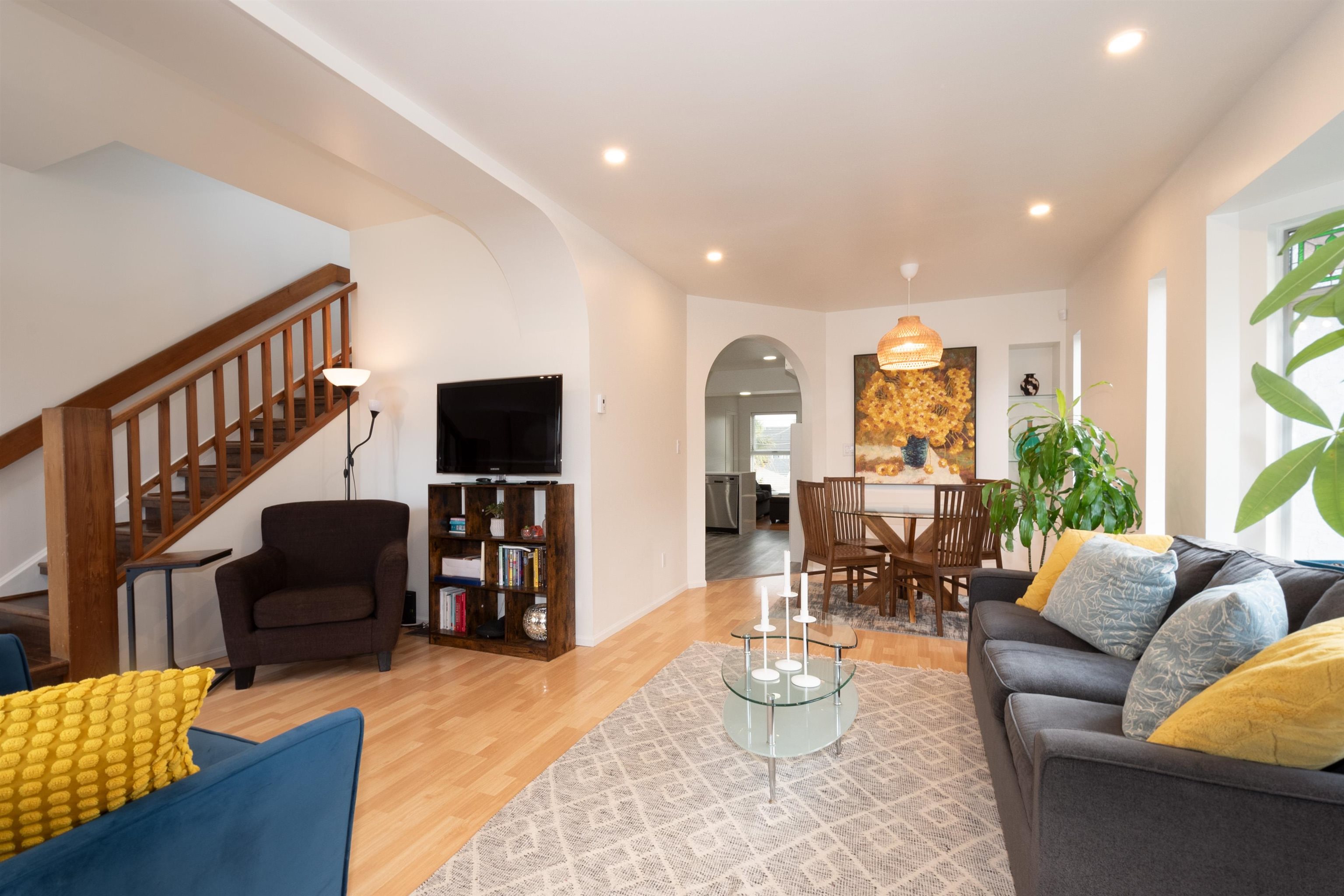 Listing image of 241-243 E 19TH STREET