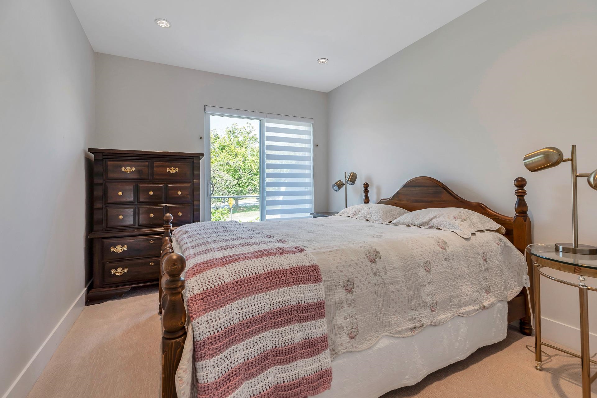 Listing image of 415 W KEITH ROAD