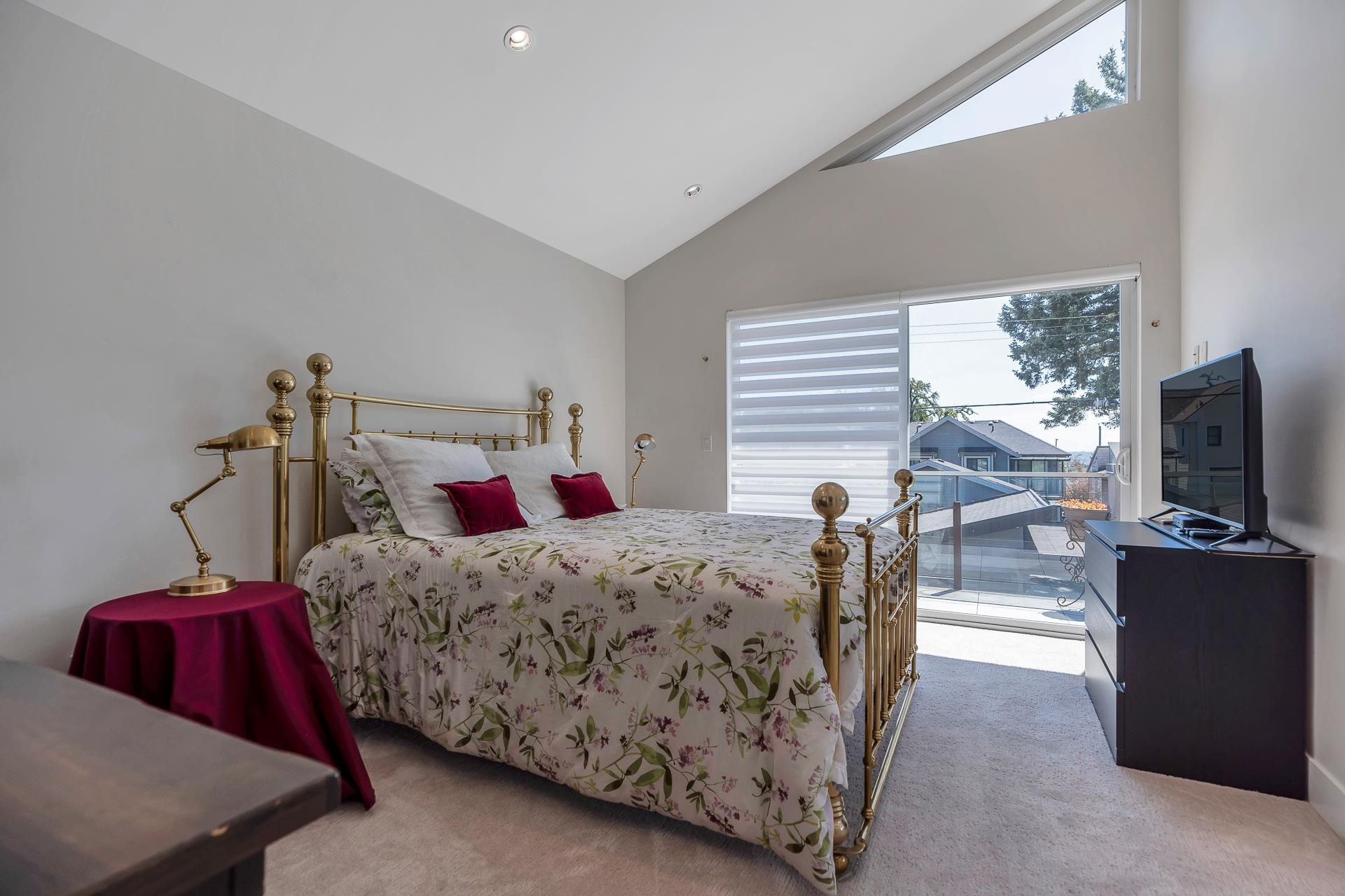 Listing image of 415 W KEITH ROAD