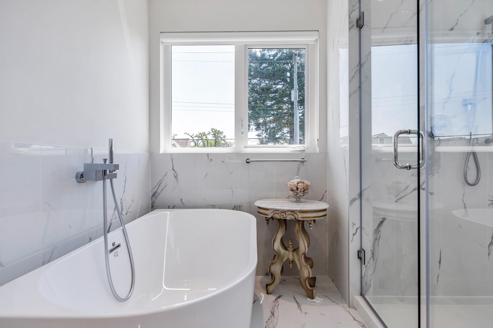 Listing image of 415 W KEITH ROAD