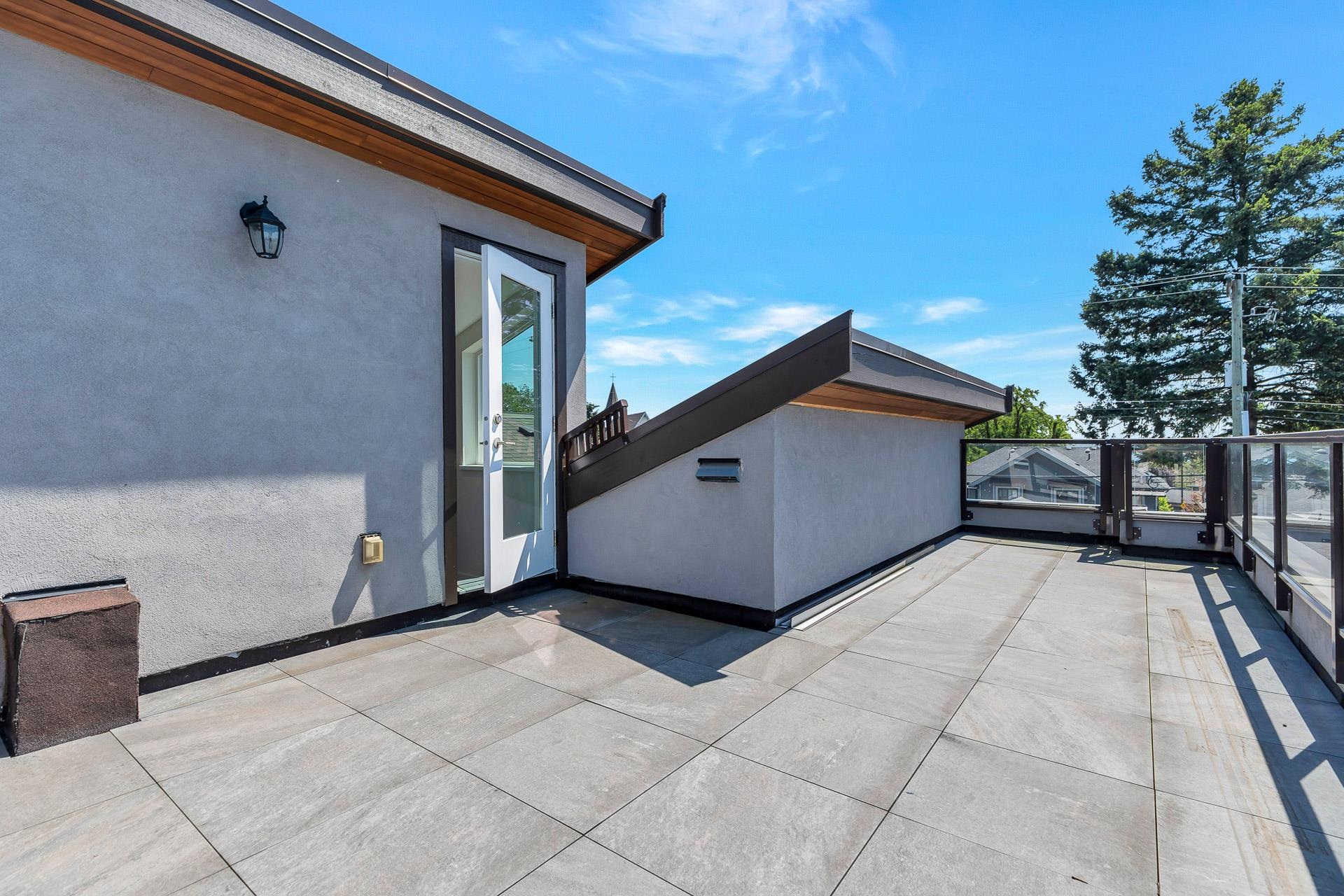 Listing image of 415 W KEITH ROAD