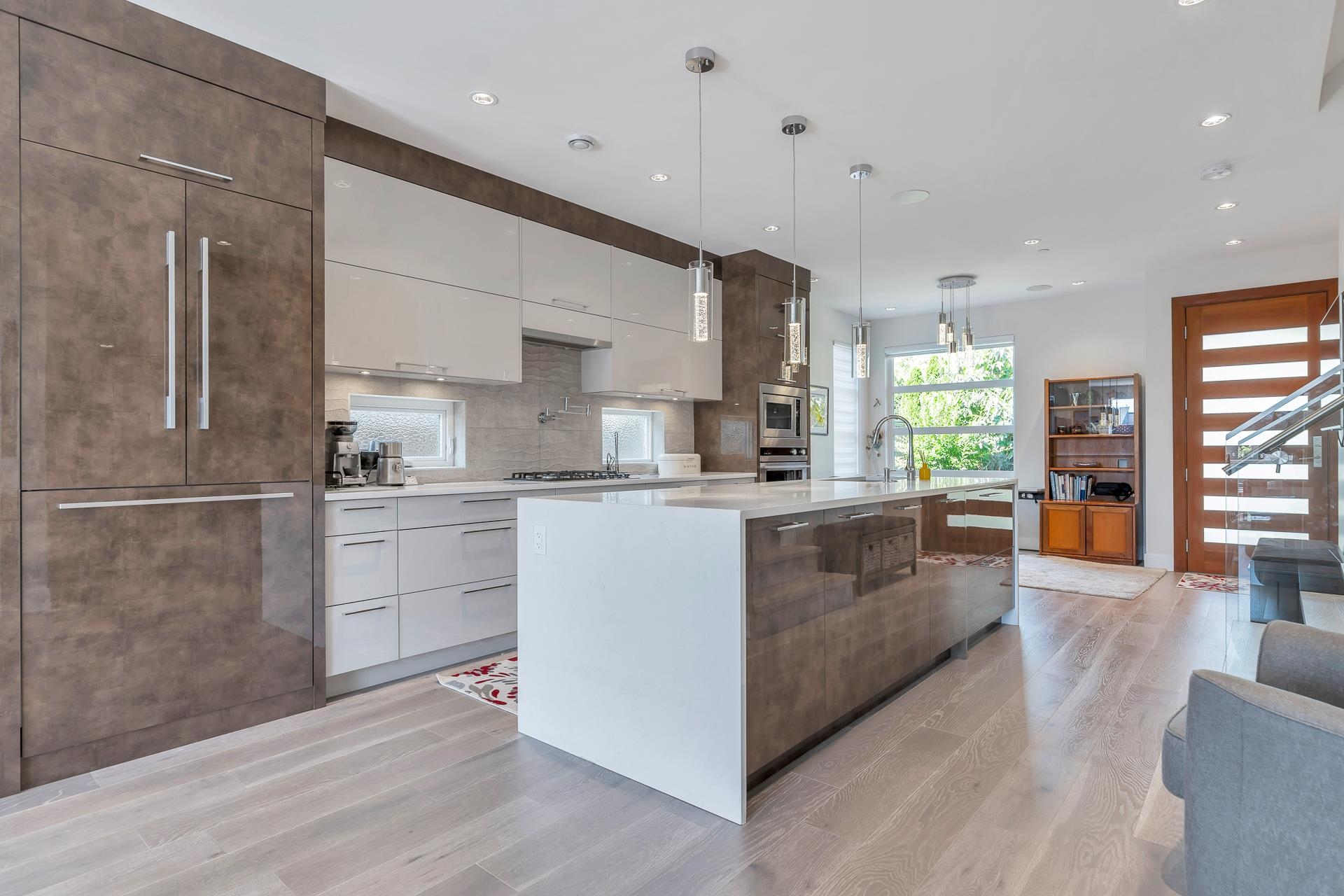 Listing image of 415 W KEITH ROAD