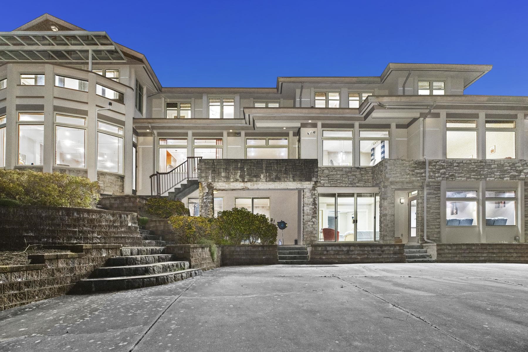 Listing image of 1128 CRESTLINE ROAD
