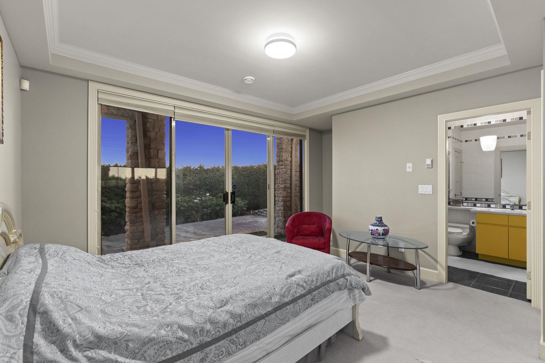 Listing image of 1128 CRESTLINE ROAD