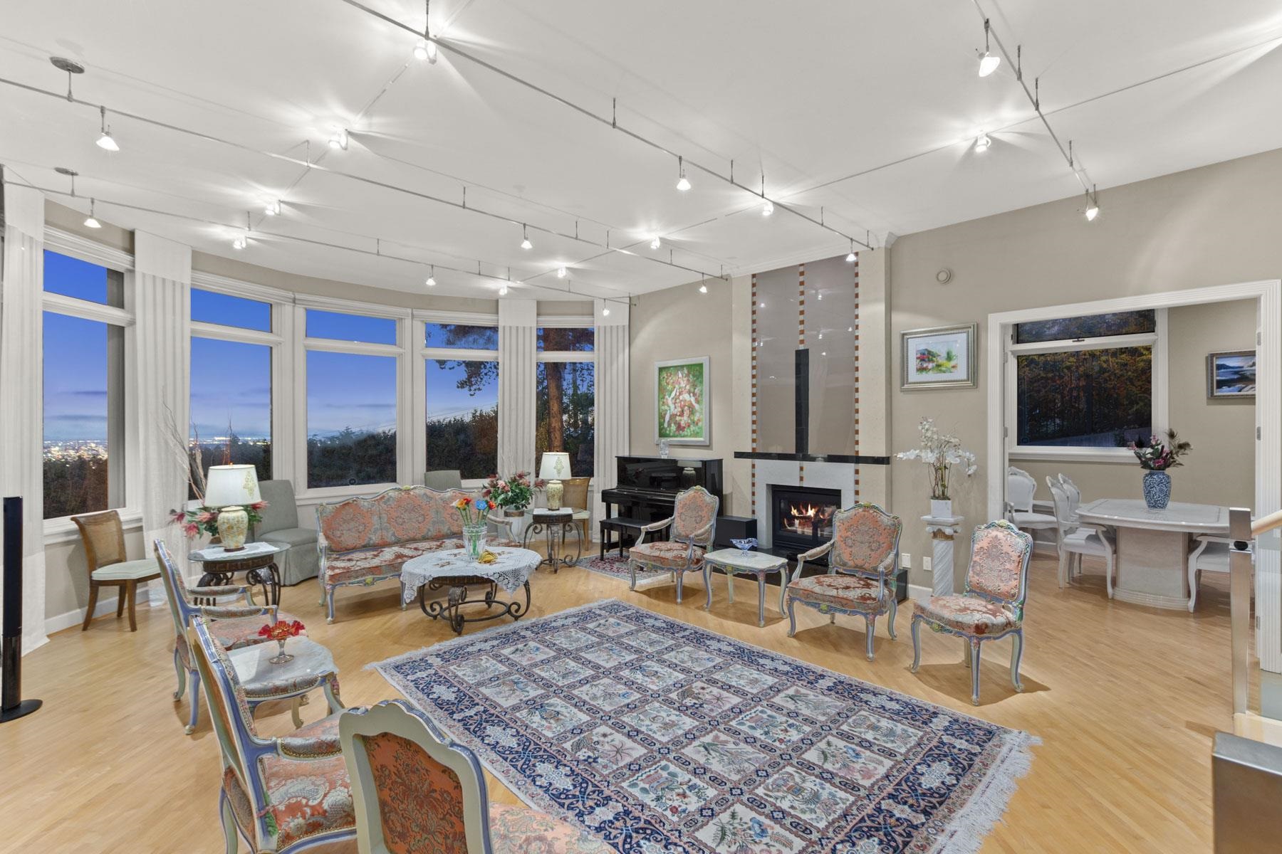 Listing image of 1128 CRESTLINE ROAD