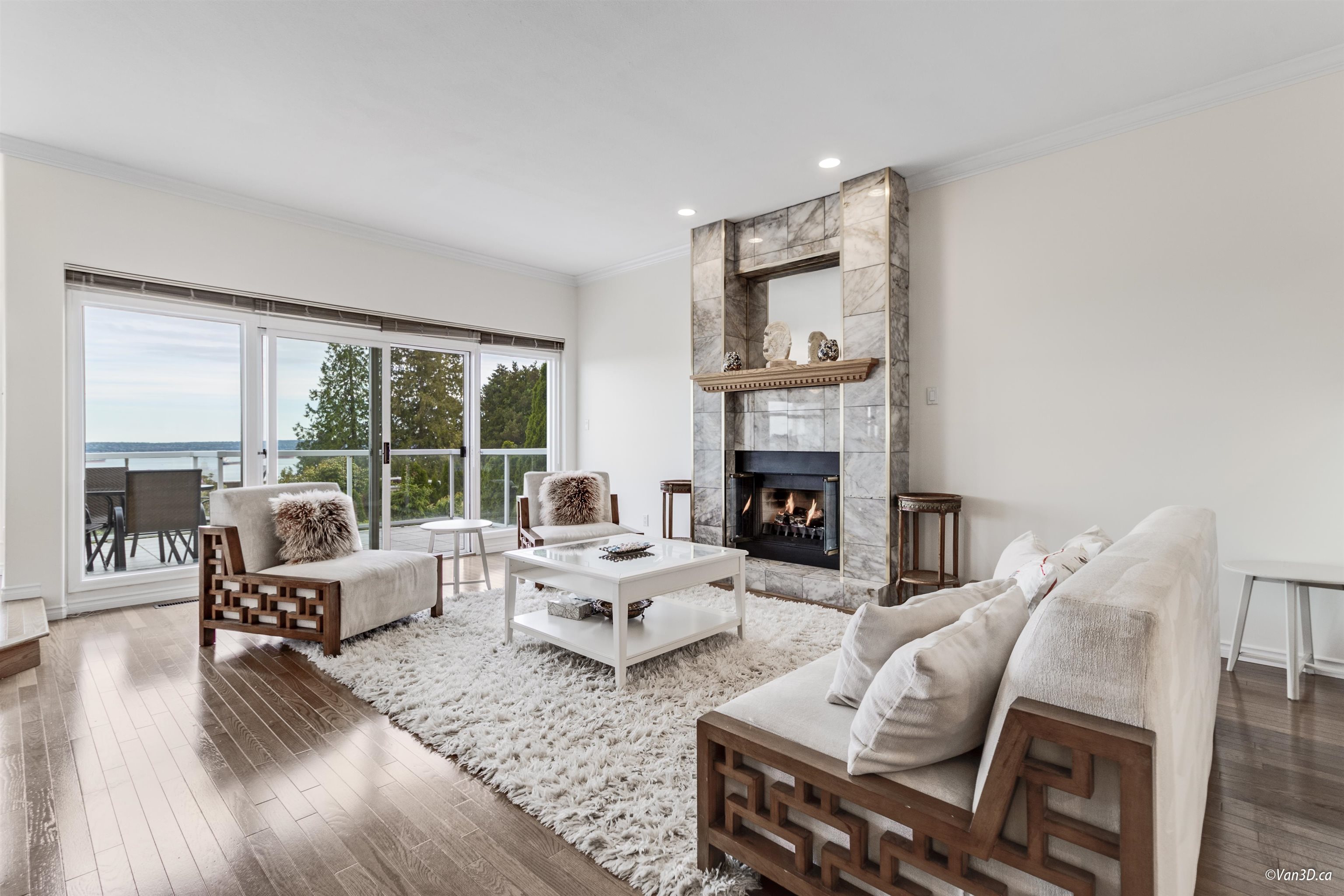 Listing image of 2272 OTTAWA AVENUE