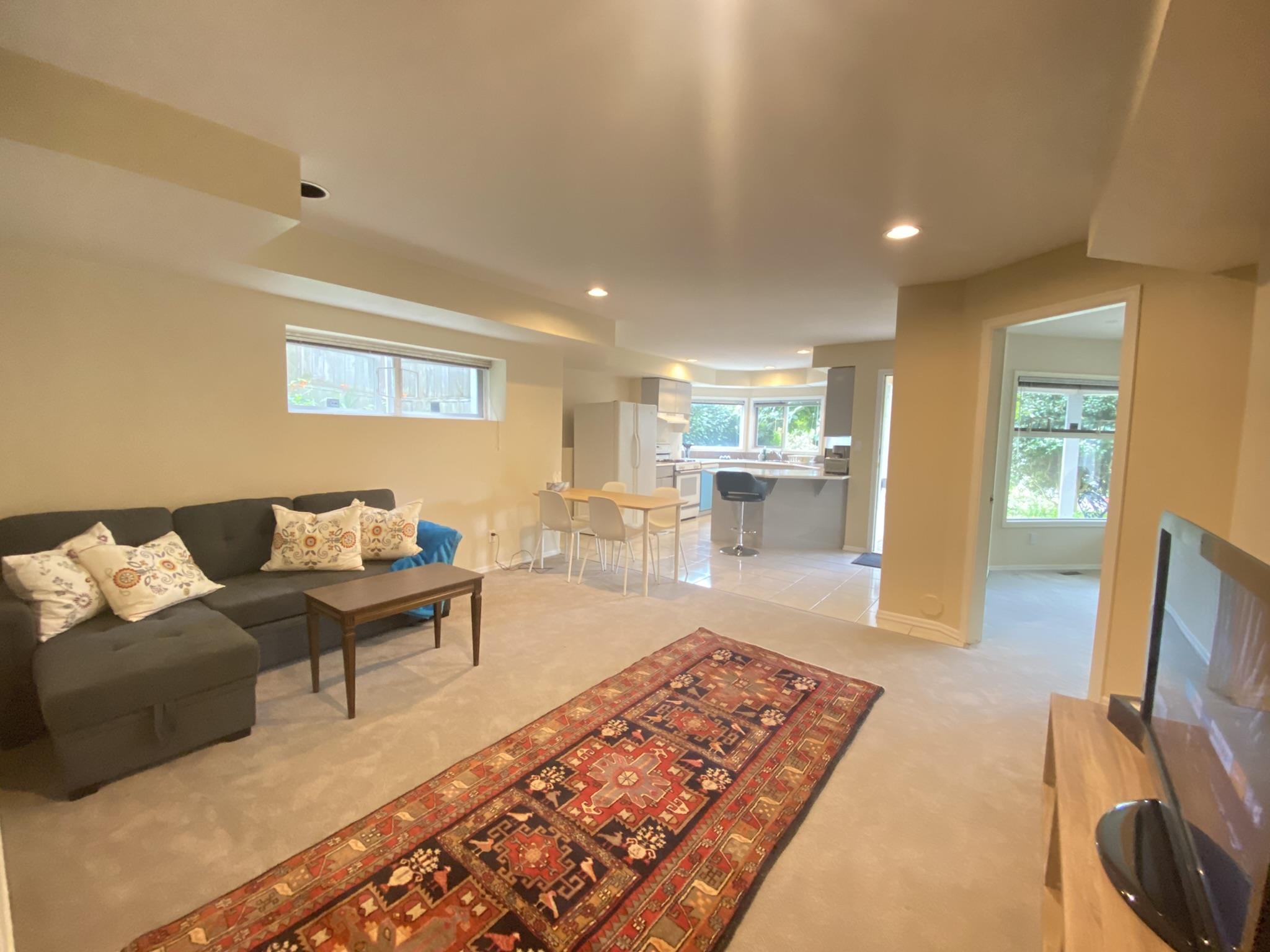 Listing image of 2272 OTTAWA AVENUE