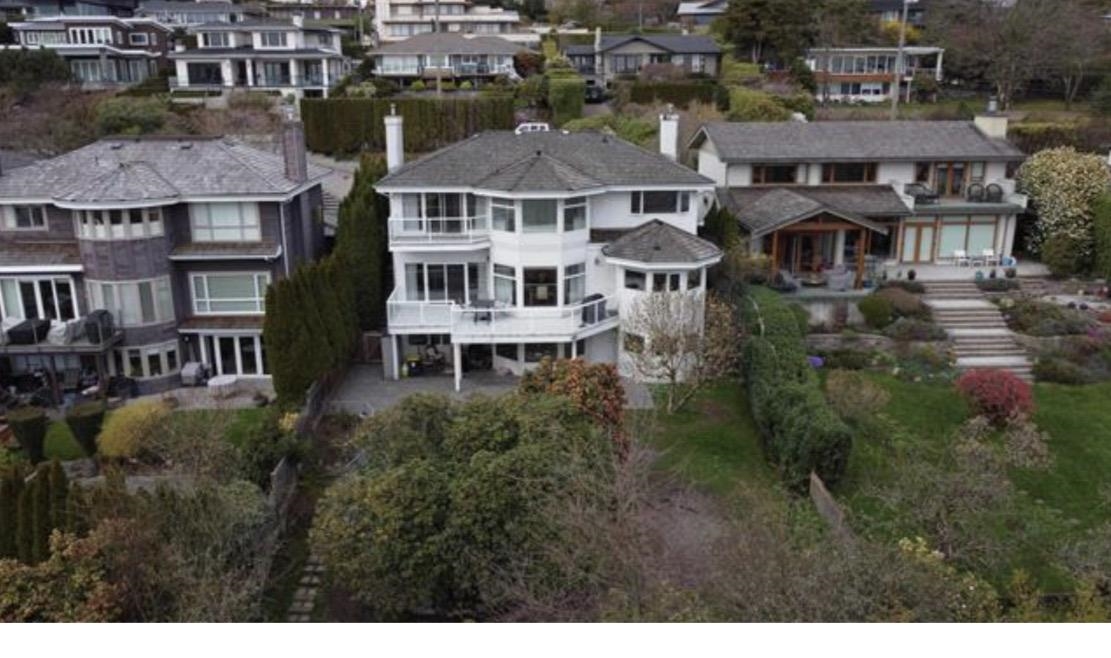 Listing image of 2272 OTTAWA AVENUE