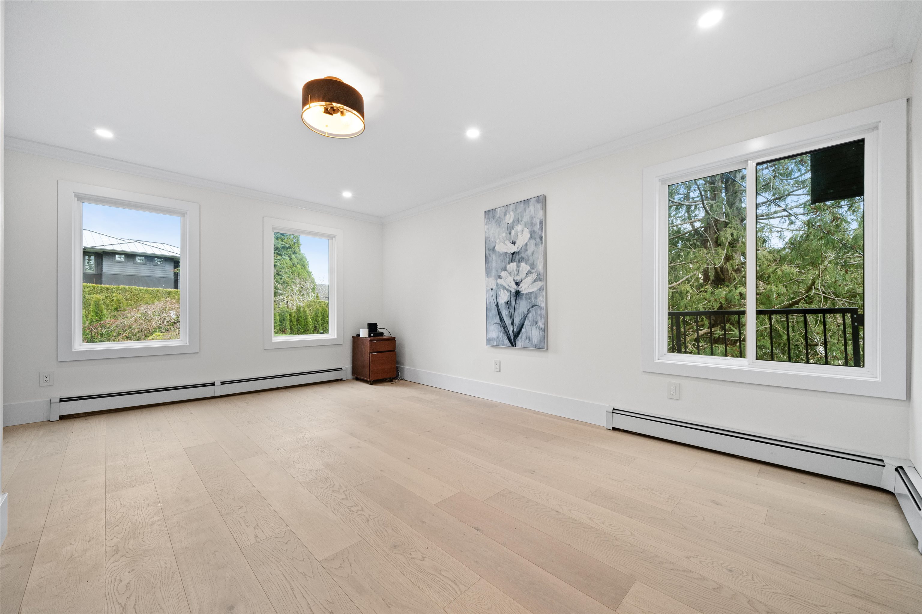 Listing image of 6230 SUMMIT AVENUE