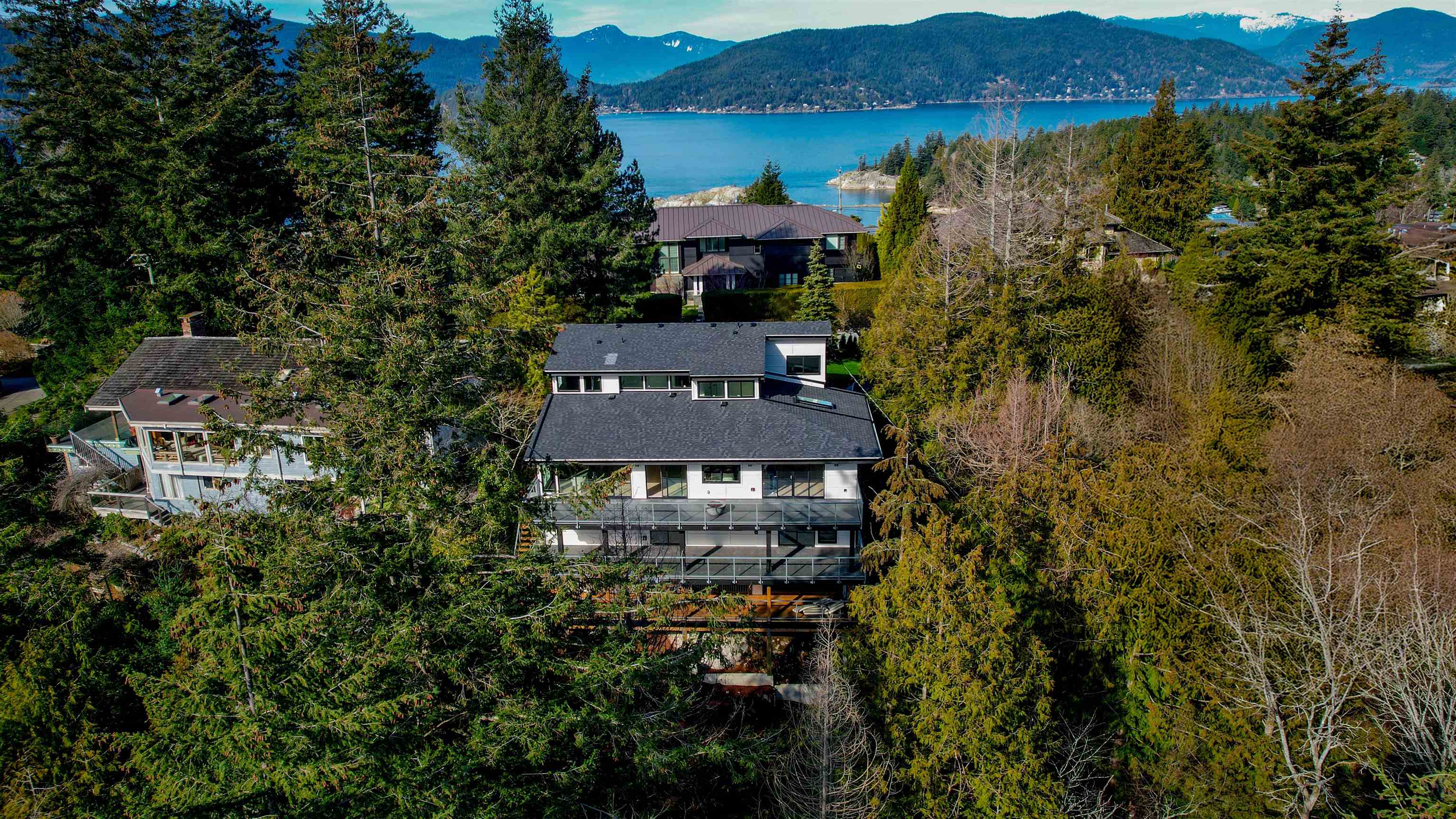 Listing image of 6230 SUMMIT AVENUE